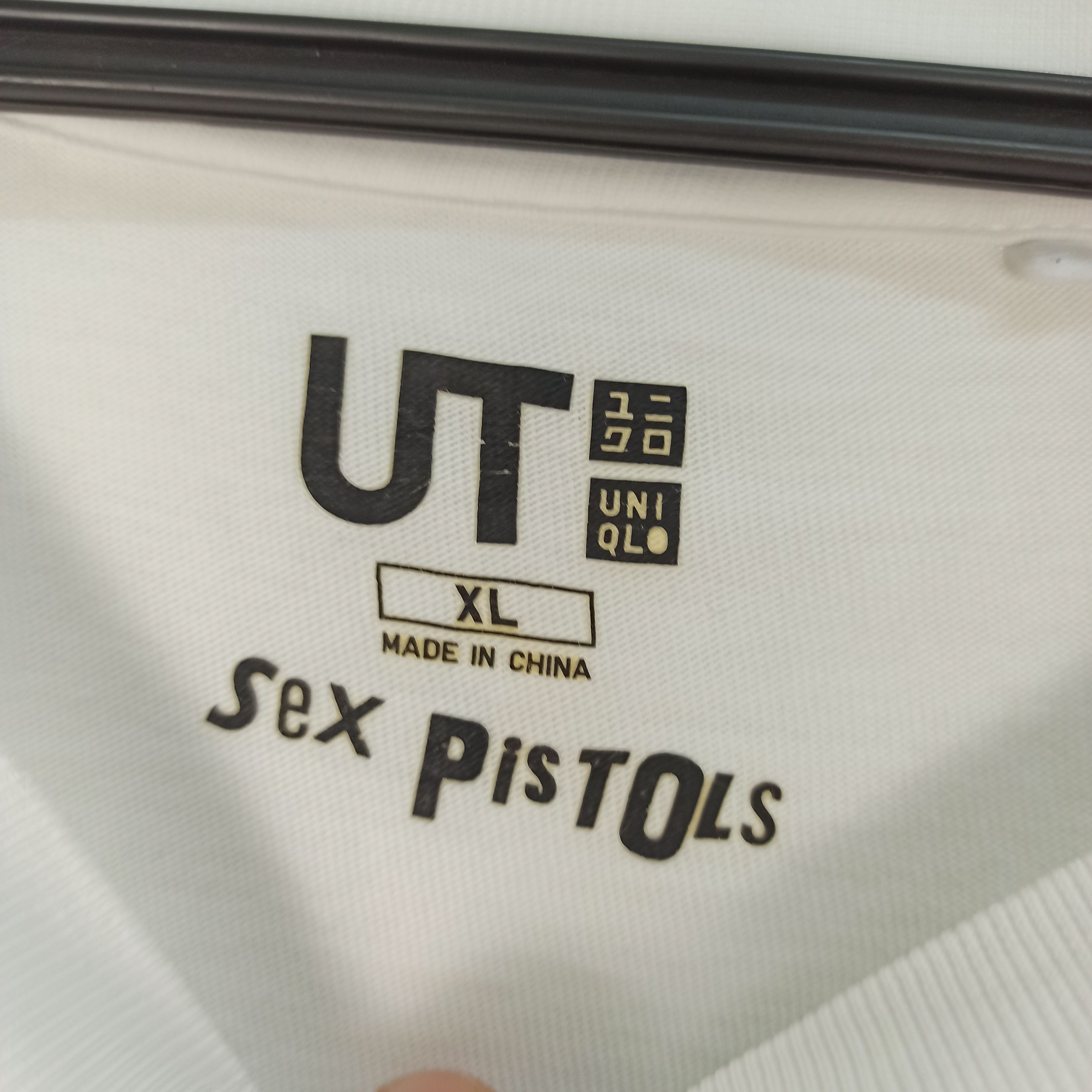 Band Tees Rare Sex Pistols Band Promo Punk Tshirt Uniqlo Size US XL / EU 56 / 4 - 5 Thumbnail