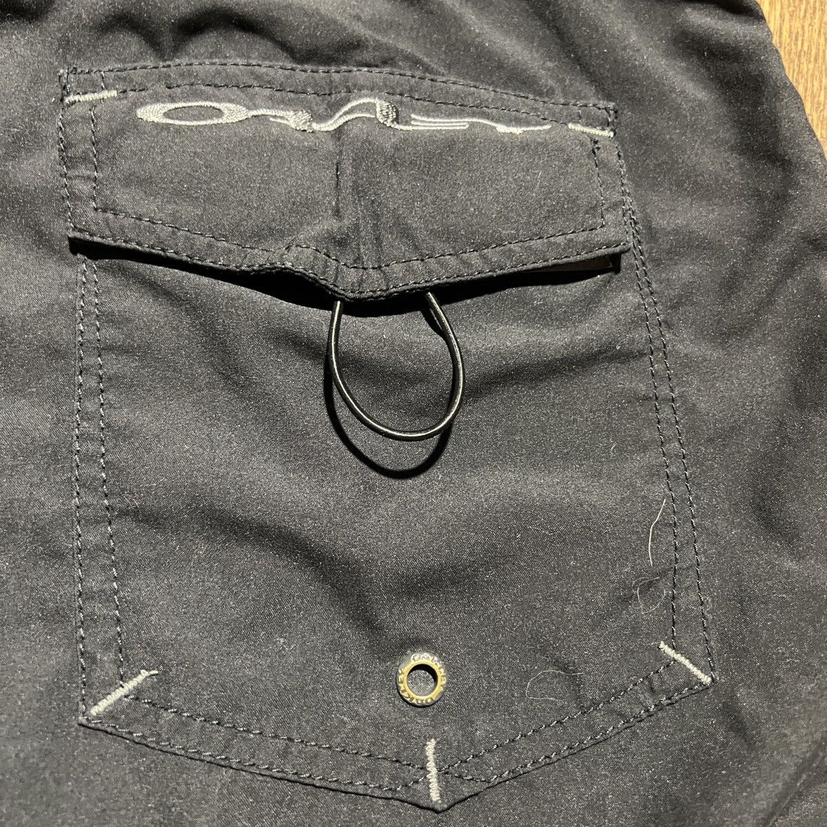 Oakley × Vintage y2k oakley board shorts Size US 34 / EU 50 - 4 Thumbnail