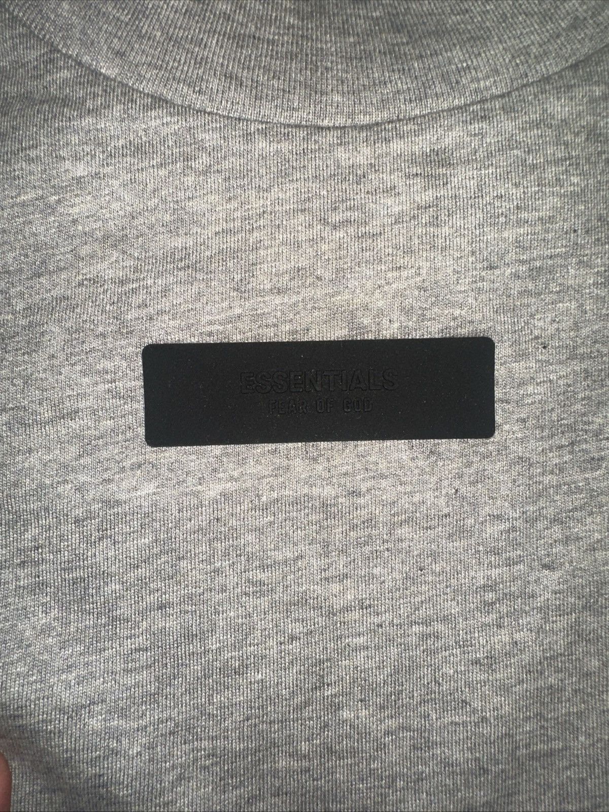 Fear of God Fear of God Essentials Dark Heather Grey Long Sleeve - L Size US L / EU 52-54 / 3 - 2 Thumbnail