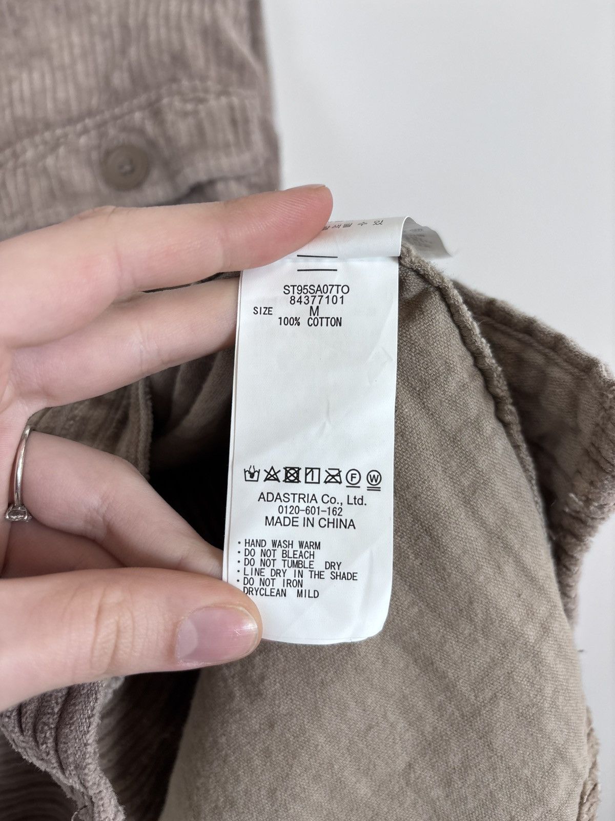 Japanese Brand Niko and… Japan Beige Corduroy Velvet Long Sleeve Shirt Size US M / EU 48-50 / 2 - 13 Thumbnail