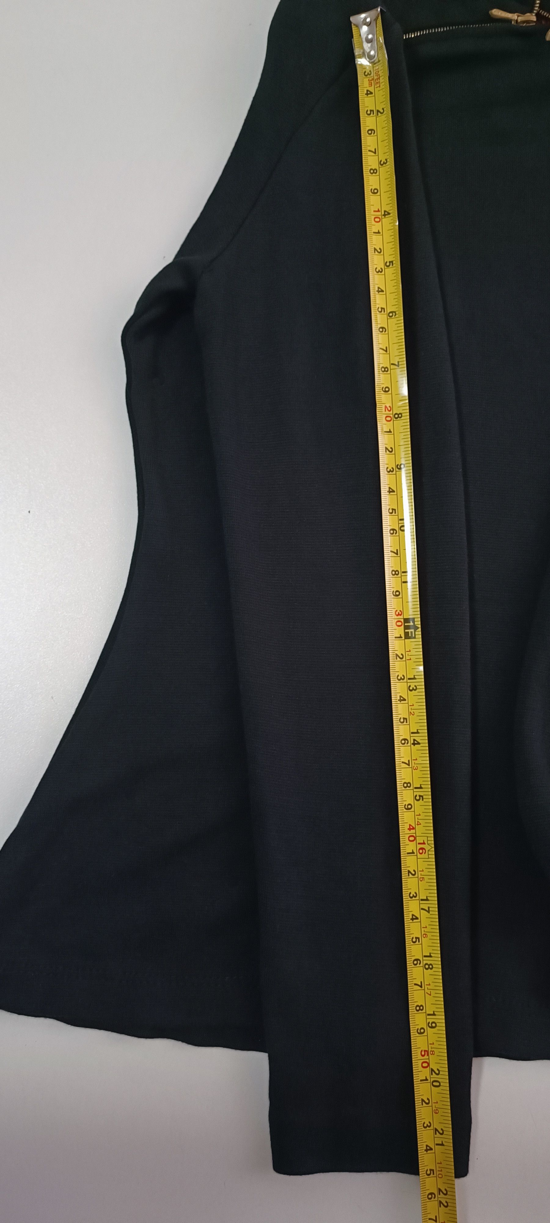 Jean Paul Gaultier Black sweater with Zippers on the front, above the bust. Size M / US 6-8 / IT 42-44 - 21 Thumbnail
