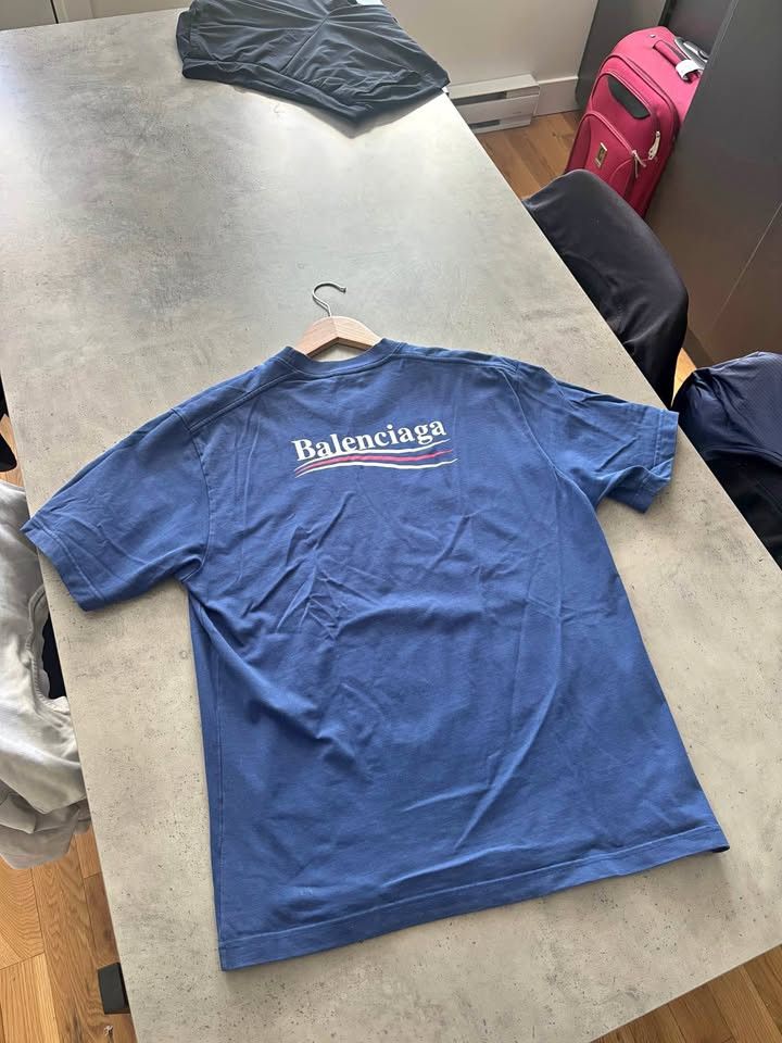 Balenciaga Balenciaga Campaign Logo T-Shirt Size US L / EU 52-54 / 3 - 1 Thumbnail