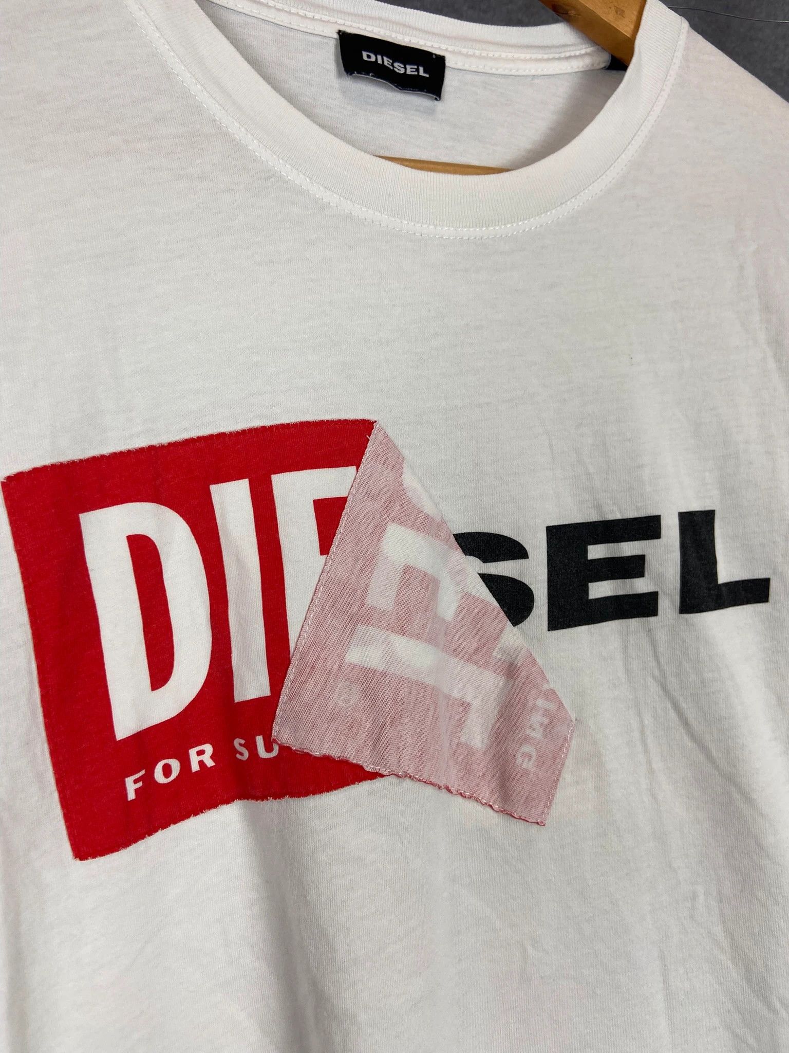 Diesel Tee Diesel ribcage birds gothic red L Size US L / EU 52-54 / 3 - 2 Thumbnail