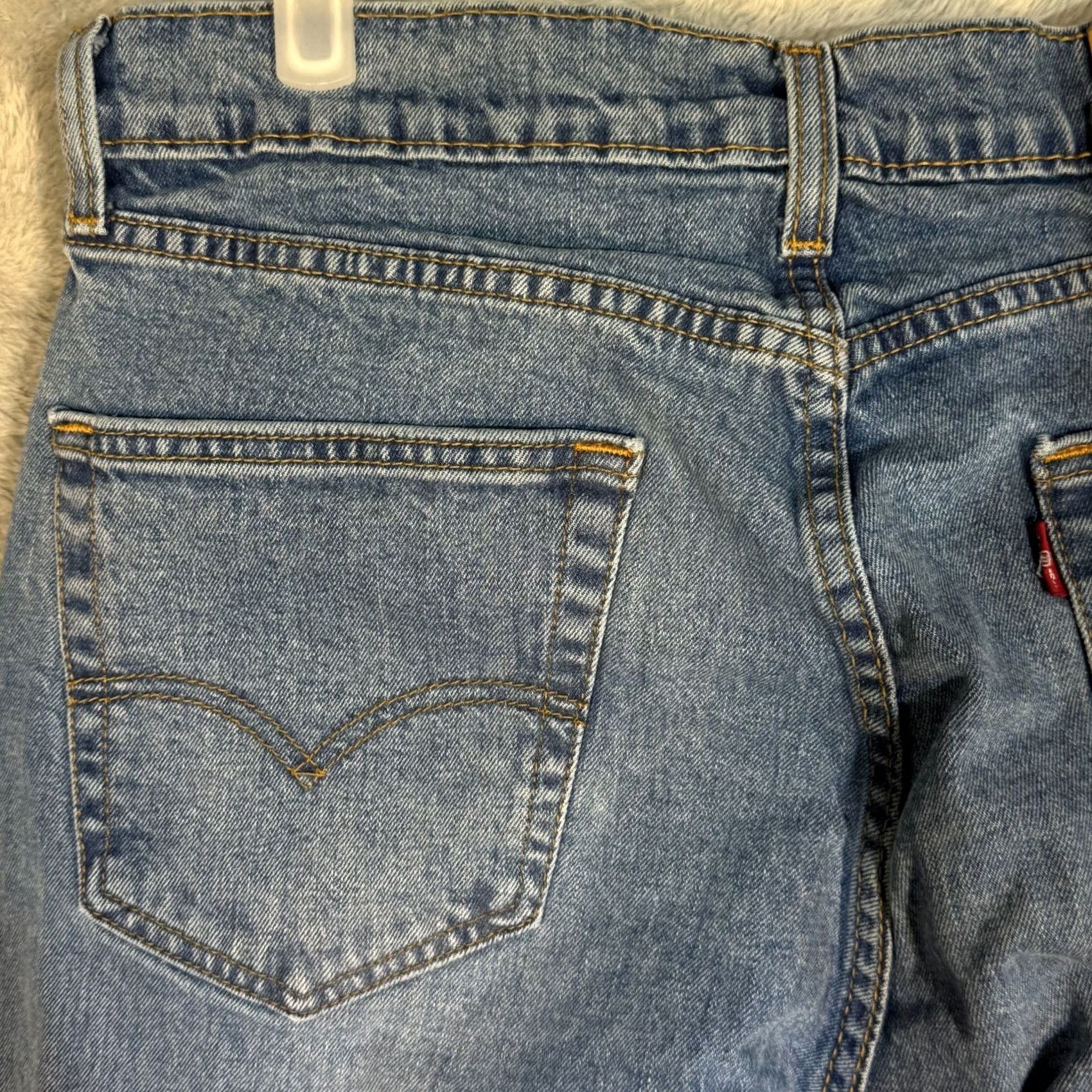 Levi's Levi’s 505 Men’s Jeans 32 x 30 Blue Denim Mid-Rise Straight Leg Jeans Size US 32 / EU 48 - 6 Thumbnail