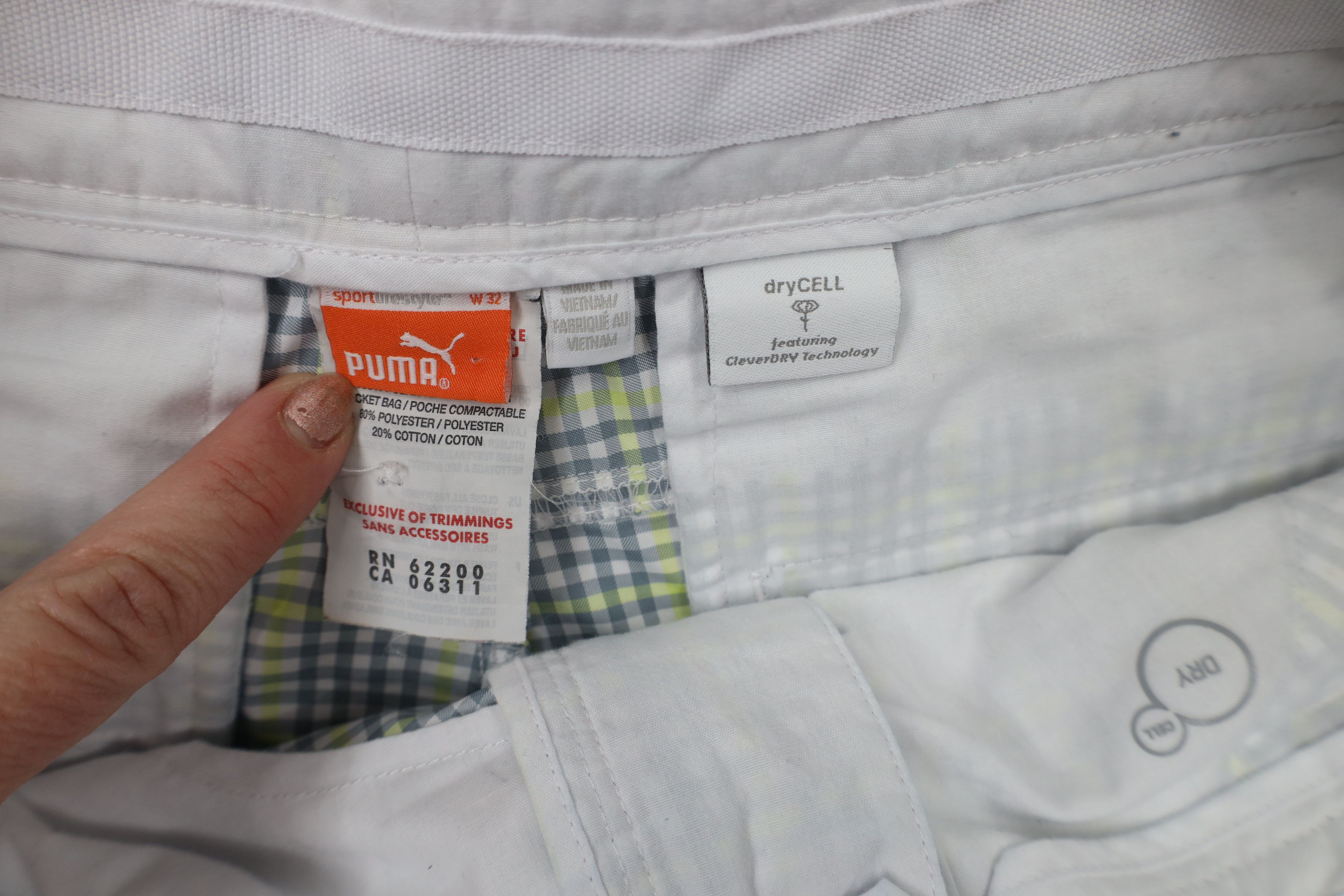 Puma × Vintage Puma Golf Cell Above Knee Golfing Chino Shorts Plaid Size US 32 / EU 48 - 9 Thumbnail