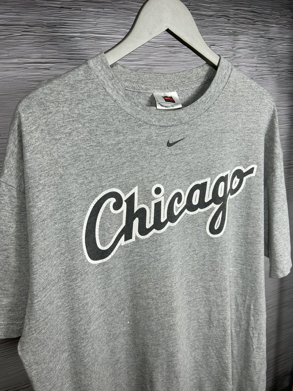 Nike Vintage Nike Chicago Home Of The White Socks T-Shirt Size L Size US L / EU 52-54 / 3 - 3 Thumbnail