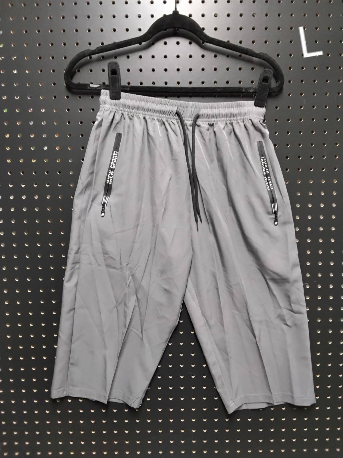 The Unbranded Brand Cool Gray Men's Casual Shorts - Act Fast! Size US 34 / EU 50 - 1 Preview