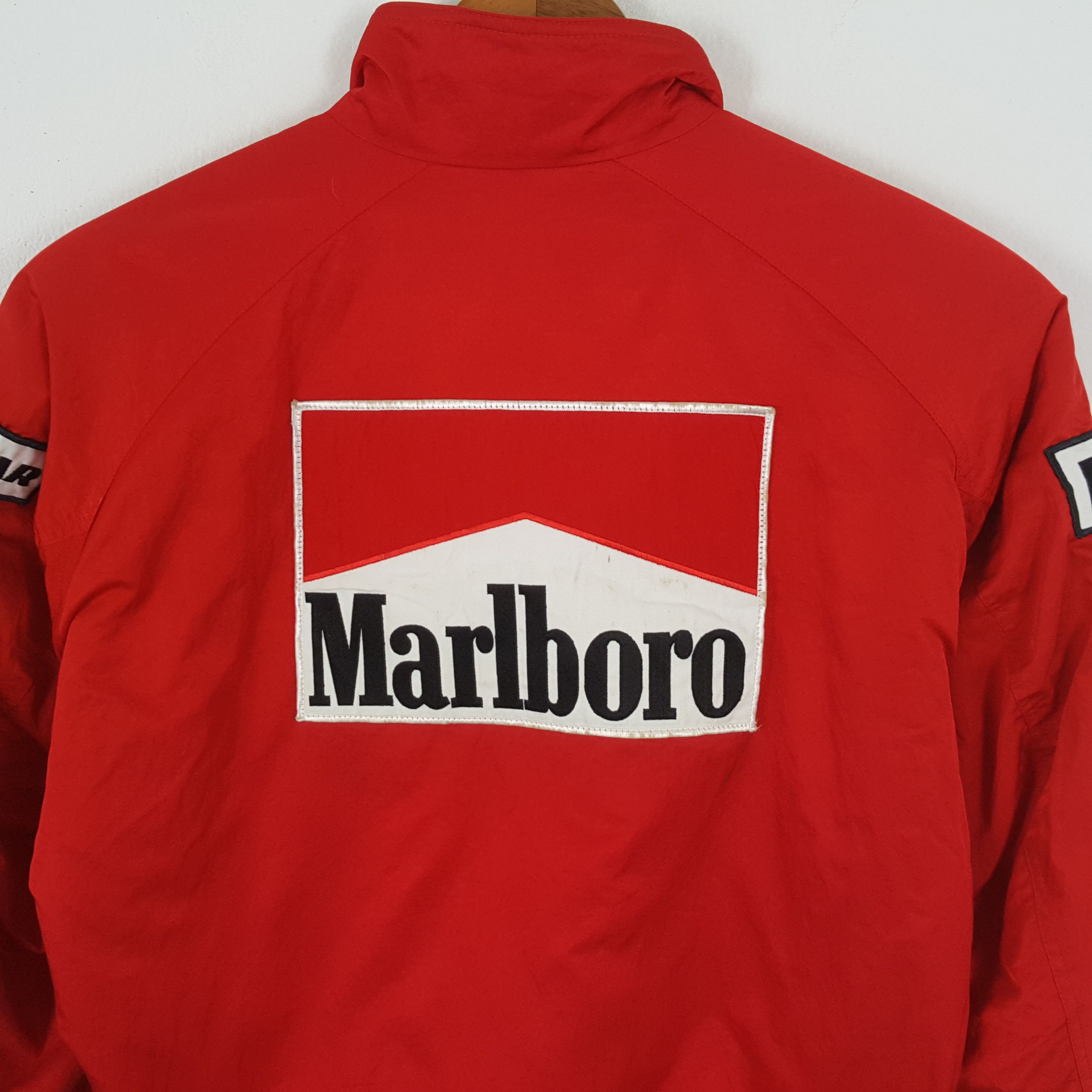Marlboro × Pirelli × Vintage Vintage MARLBORO WORLD CHMAPIONSHIPS Ferrari F1 Jacket Size US XL / EU 56 / 4 - 2 Thumbnail