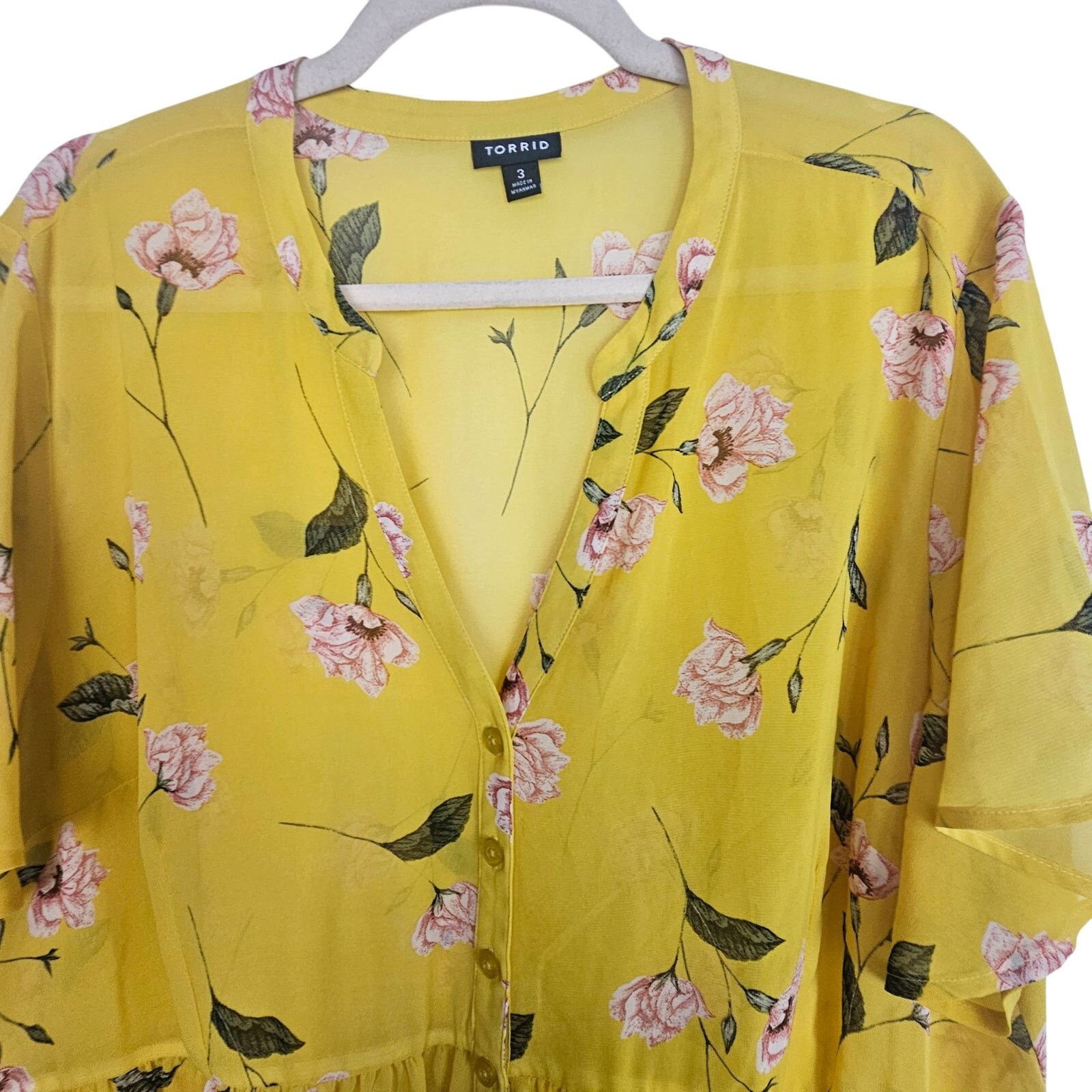 Torrid Torrid Floral Sheer Button Front Blouse Plus Size 3X Easter Size 3XL / US 20-22 - 2 Thumbnail