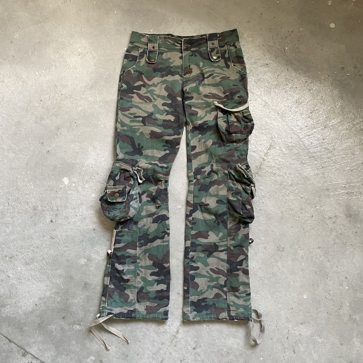 If Six Was Nine Vintage Japanese Brand Tactical Cargo Flare Pants 🍒 Size US 27 - 1 Thumbnail