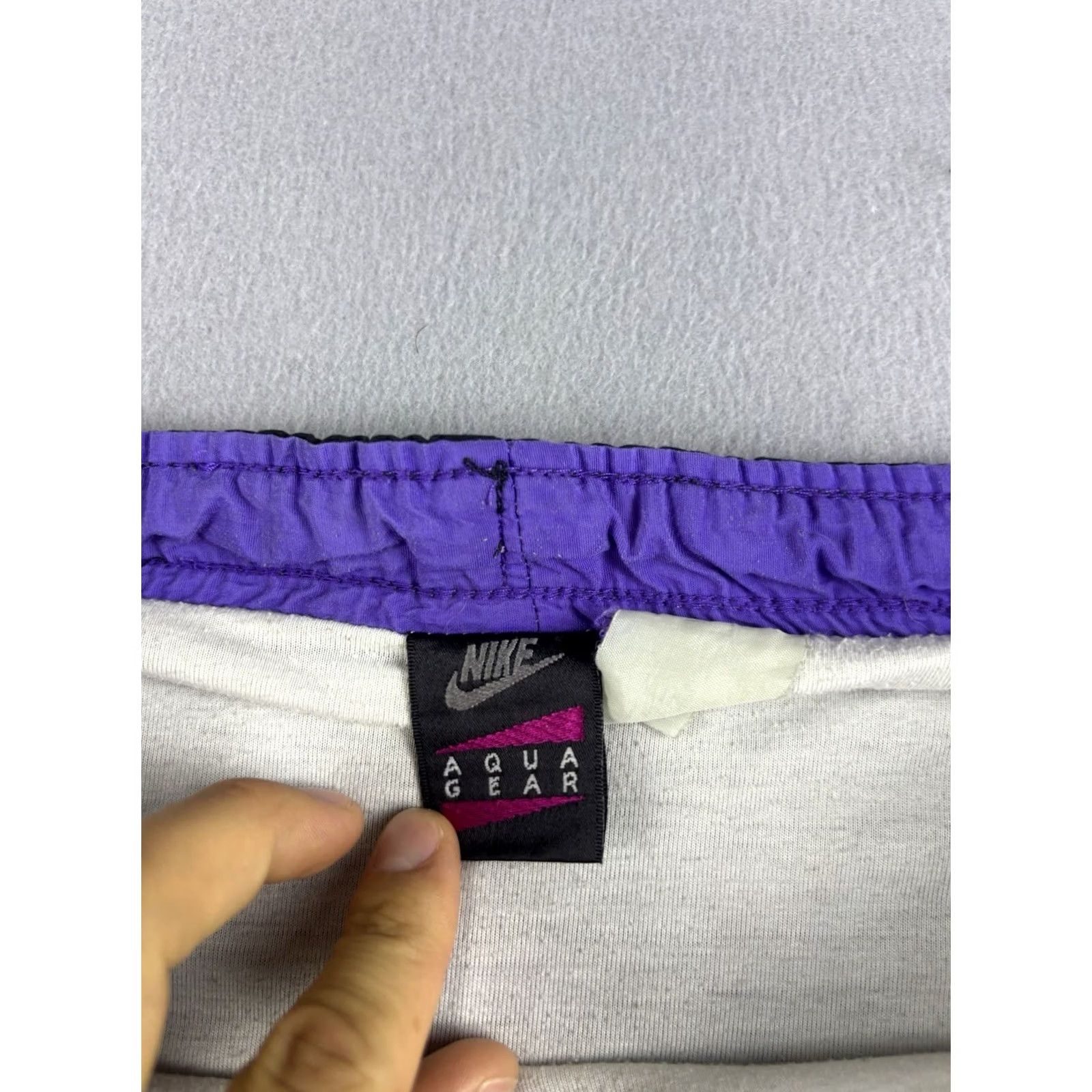 Nike VINTAGE Nike Aqua Gear Shorts Men L Black Nylon 7” Inseam 90s Athletic Lined Size US 33 - 5 Thumbnail