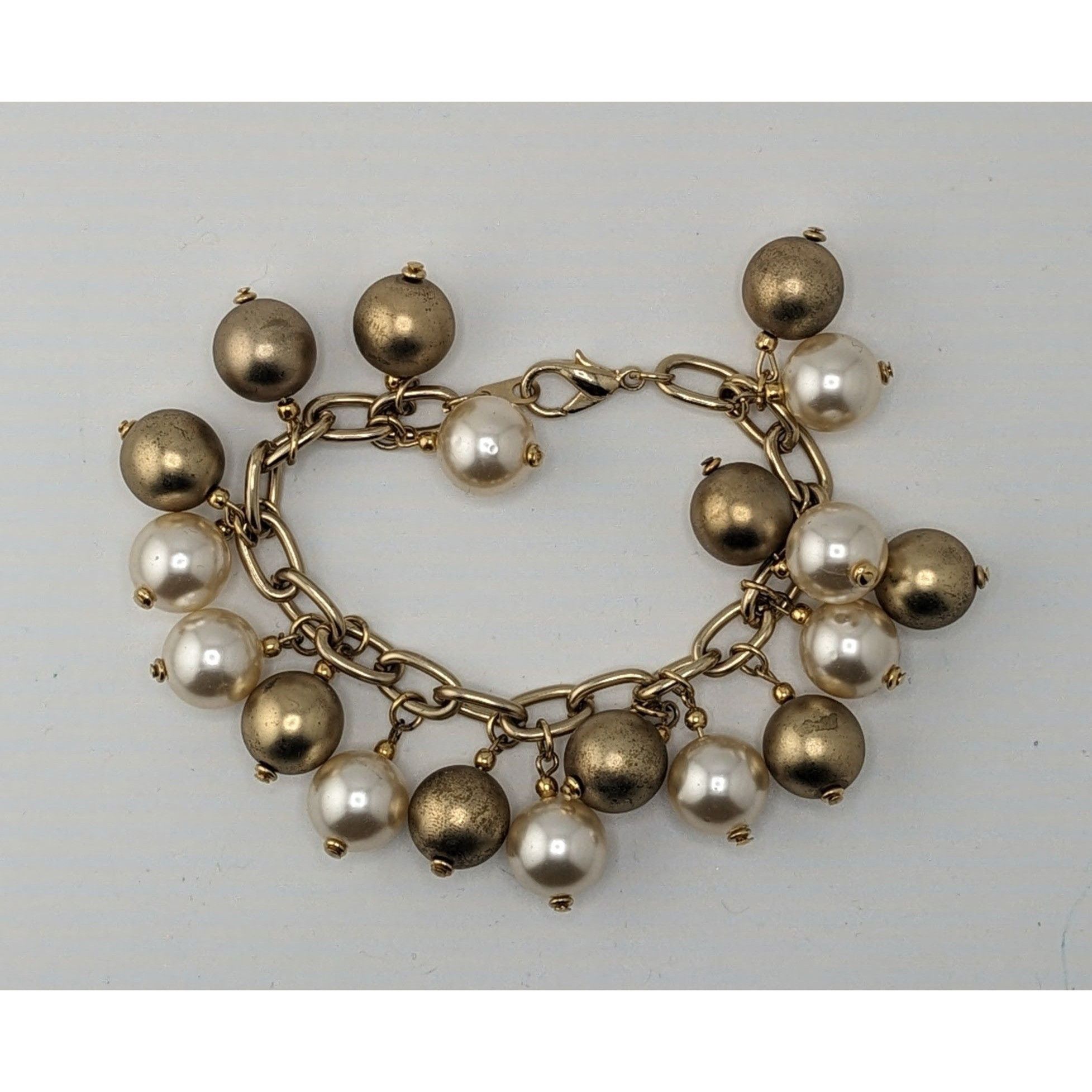 Other Vintage Korea White And Gold-Tone & Faux Pearl Charm Bracele Size ONE SIZE - 3 Thumbnail