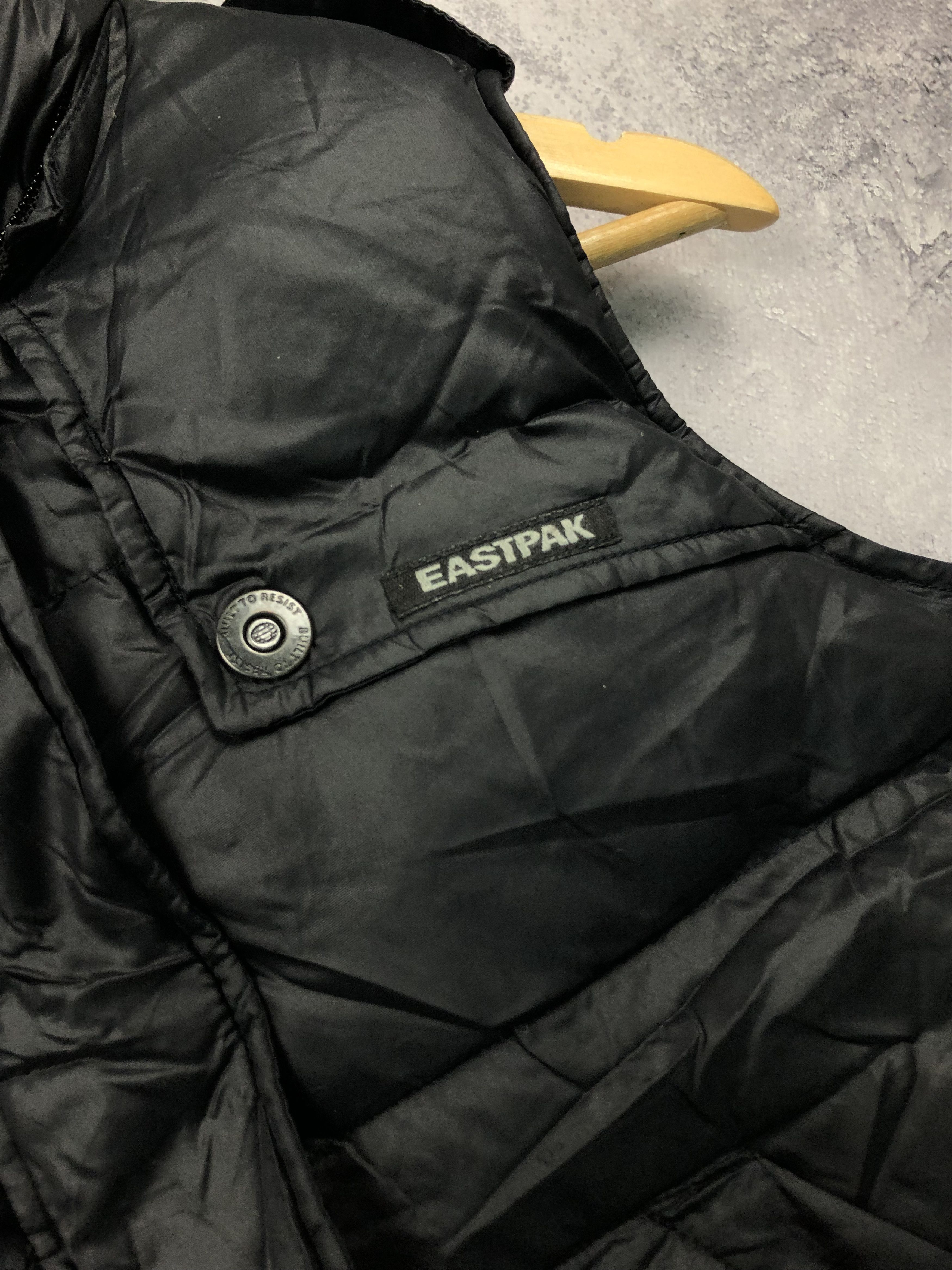 Eastpak EASTPAK Puffer Black Mini Logo Vest Streertwear USA Size US S / EU 44-46 / 1 - 5 Thumbnail