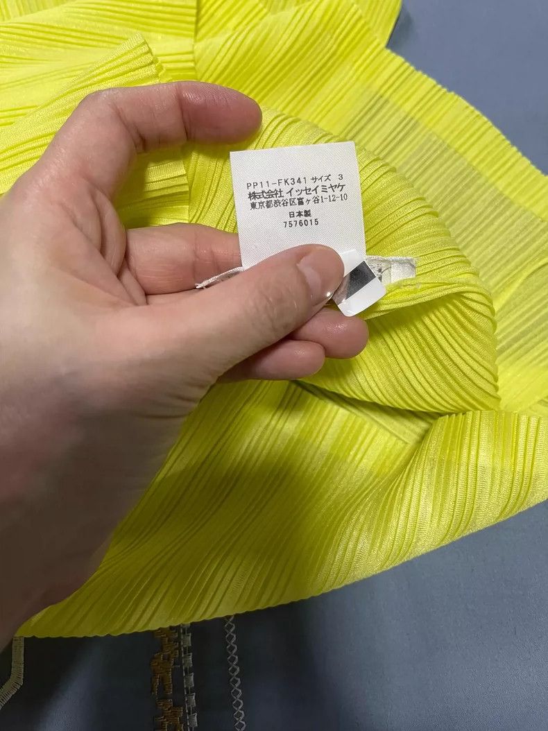 Issey Miyake issey miyake size:3 Yellow base shirt 2506-Nextarrow Size XXS / US 00 / IT 34 - 3 Thumbnail