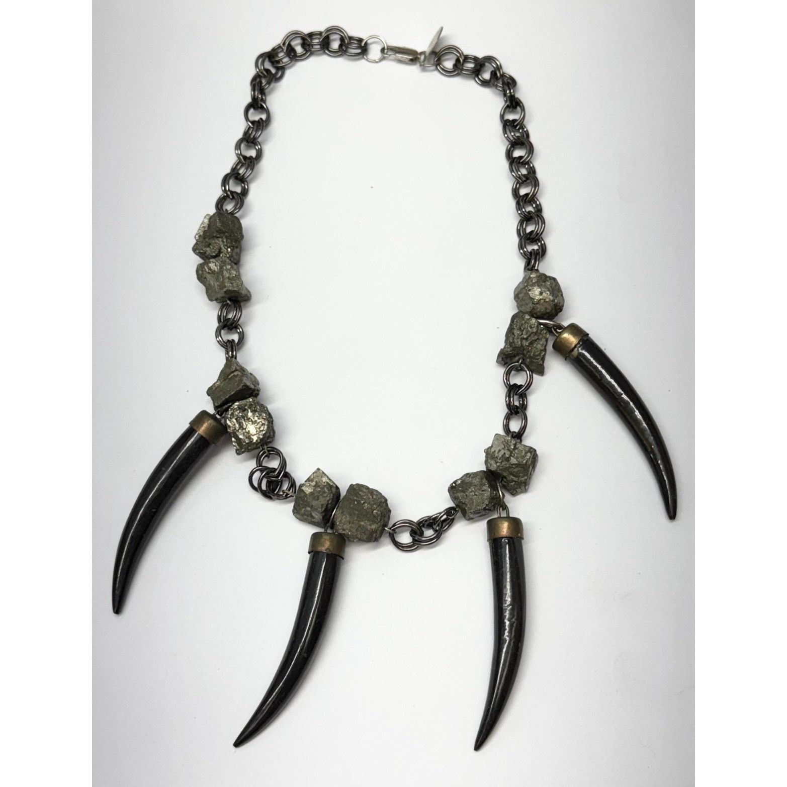 Vintage Vintage pyrite stone horn charm necklace Size ONE SIZE - 1 Thumbnail