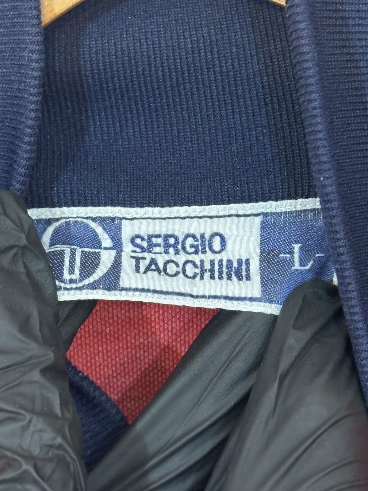 Sergio Tacchini vintage Sergio Tacchini red and blue tracksuit top. Size US L / EU 52-54 / 3 - 11 Thumbnail
