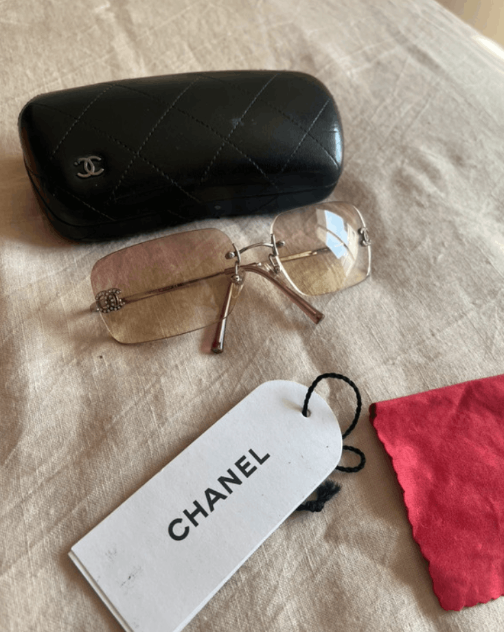 Chanel Chanel Sunglasses 4017-D Rhinestone Logo Rimless Vintage Size ONE SIZE - 1 Thumbnail