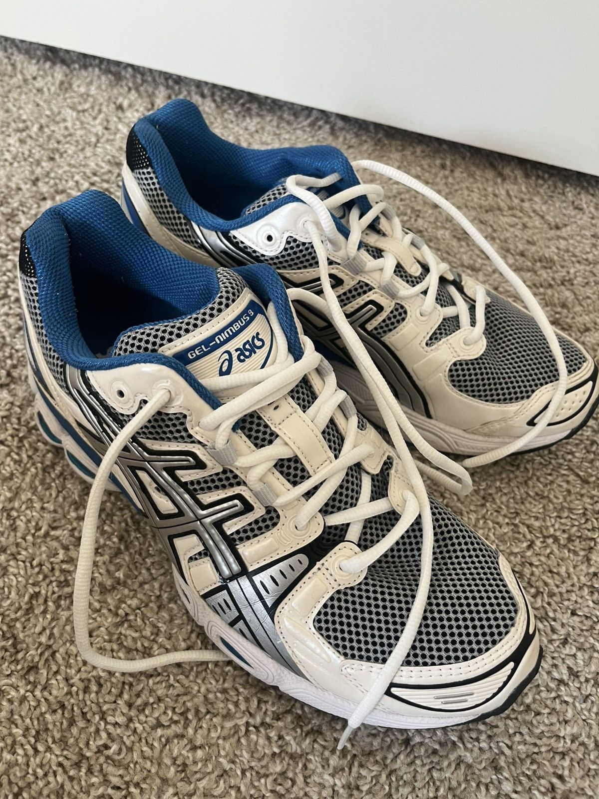 Asics Asics Gel-Nimbus 9 Size US 10 / EU 43 - 4 Thumbnail