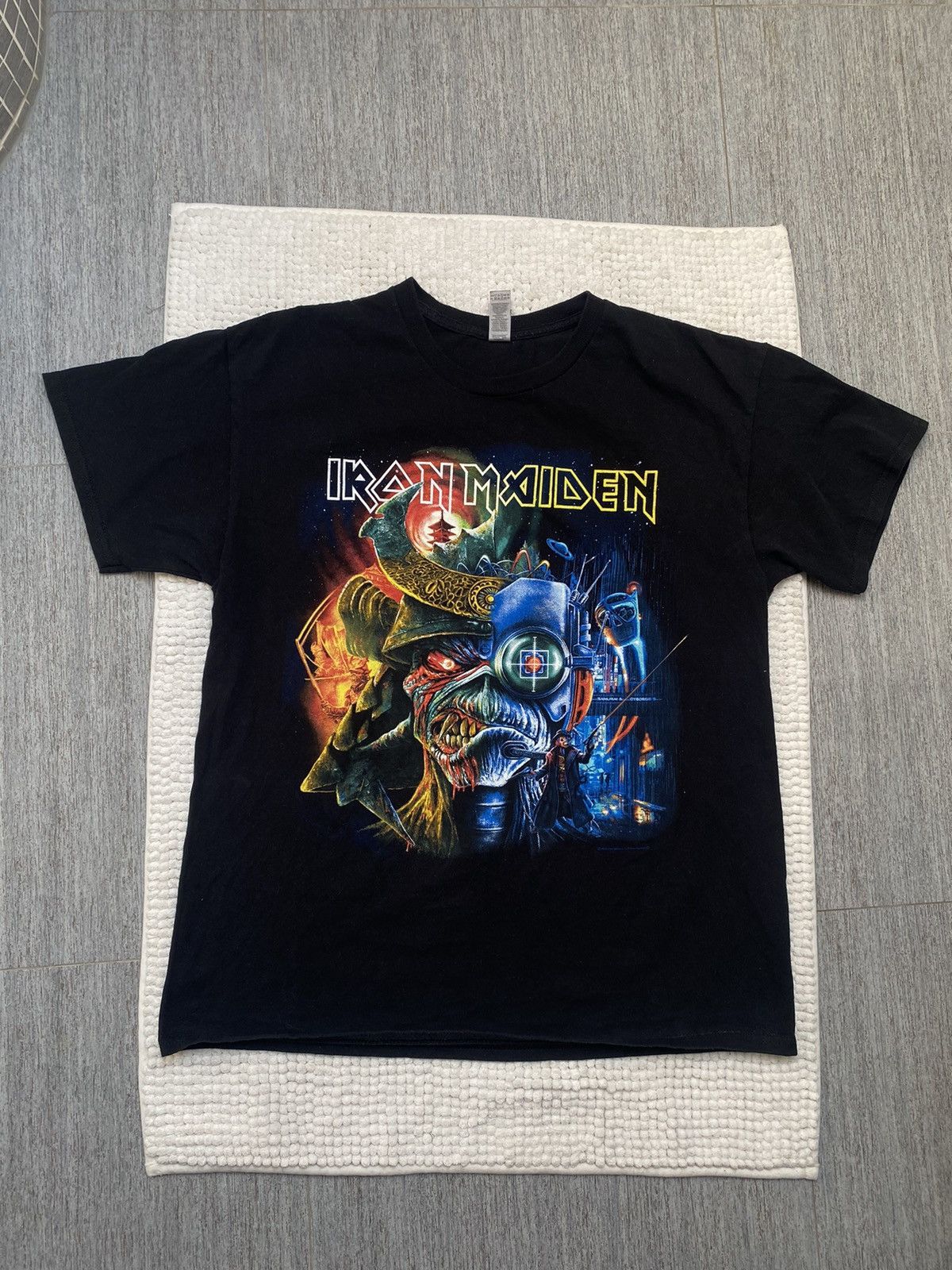 Band Tees Iron Maiden The Future Past Tour 2023 Tee rare y2k Size US L / EU 52-54 / 3 - 13 Thumbnail