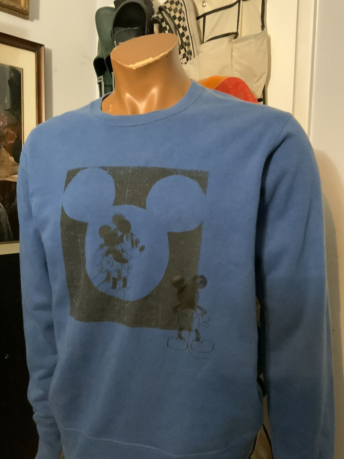 Disney × Mickey Mouse × Uniqlo UT Uniqlo X Kate Gibb X Disney Mickey Mouse Crew Sweatshirt Size US M / EU 48-50 / 2 - 9 Thumbnail