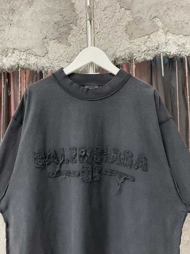 Balenciaga Balenciaga Black Distressed Short Sleeve TShirt-2505 Size US XS / EU 42 / 0 - 3 Thumbnail