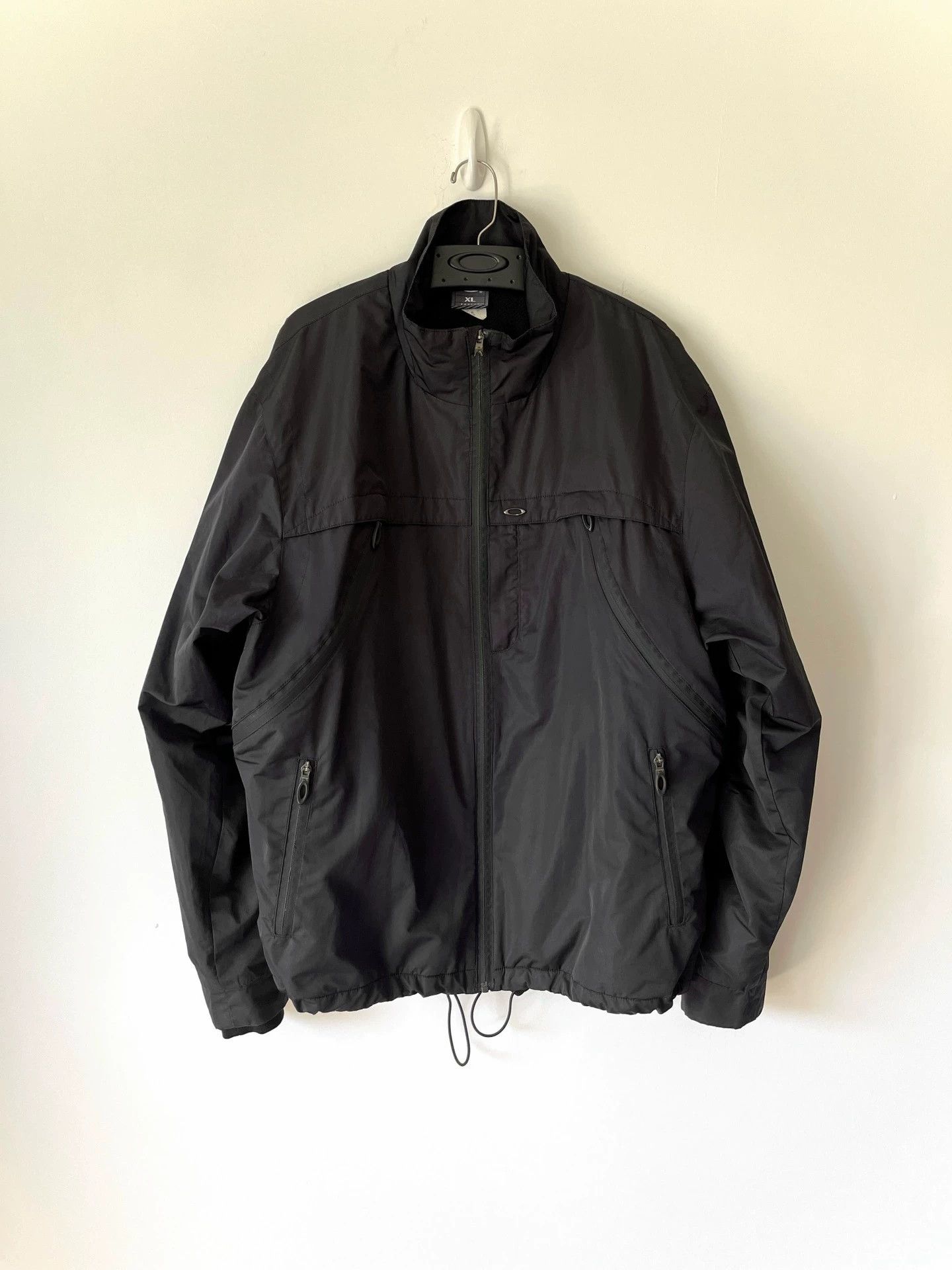 Oakley Oakley Vintage Nylon Jacket 00s XL Size US XL / EU 56 / 4 - 2 Thumbnail