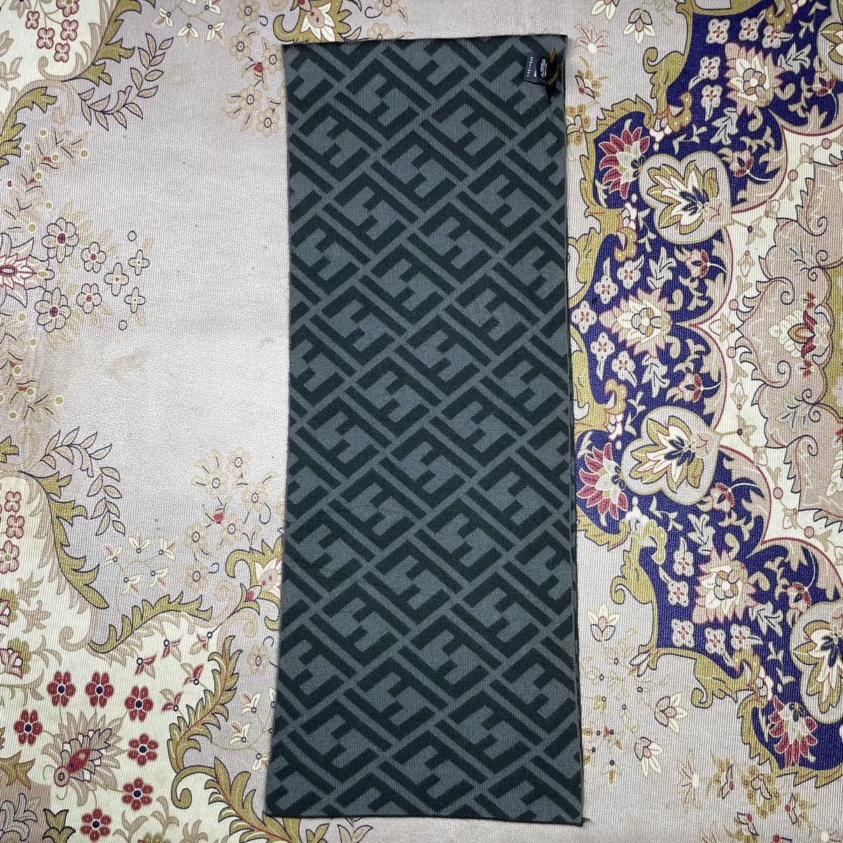 Fendi Fendi Monogram Wool Scarf Size ONE SIZE - 3 Thumbnail