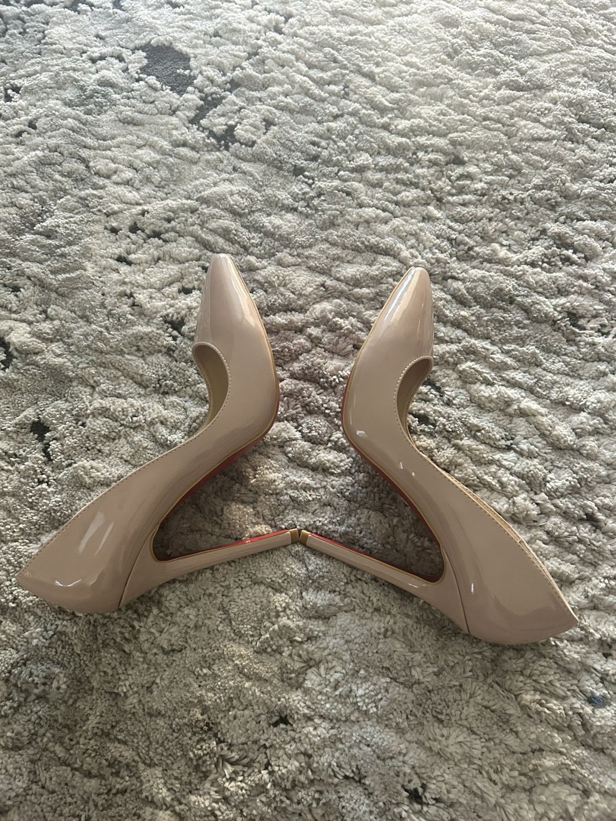 Christian Louboutin CHRISTIAN LOUBOUTIN IRIZA LEATHER PUMPS Size US 8.5 / IT 38.5 - 3 Thumbnail