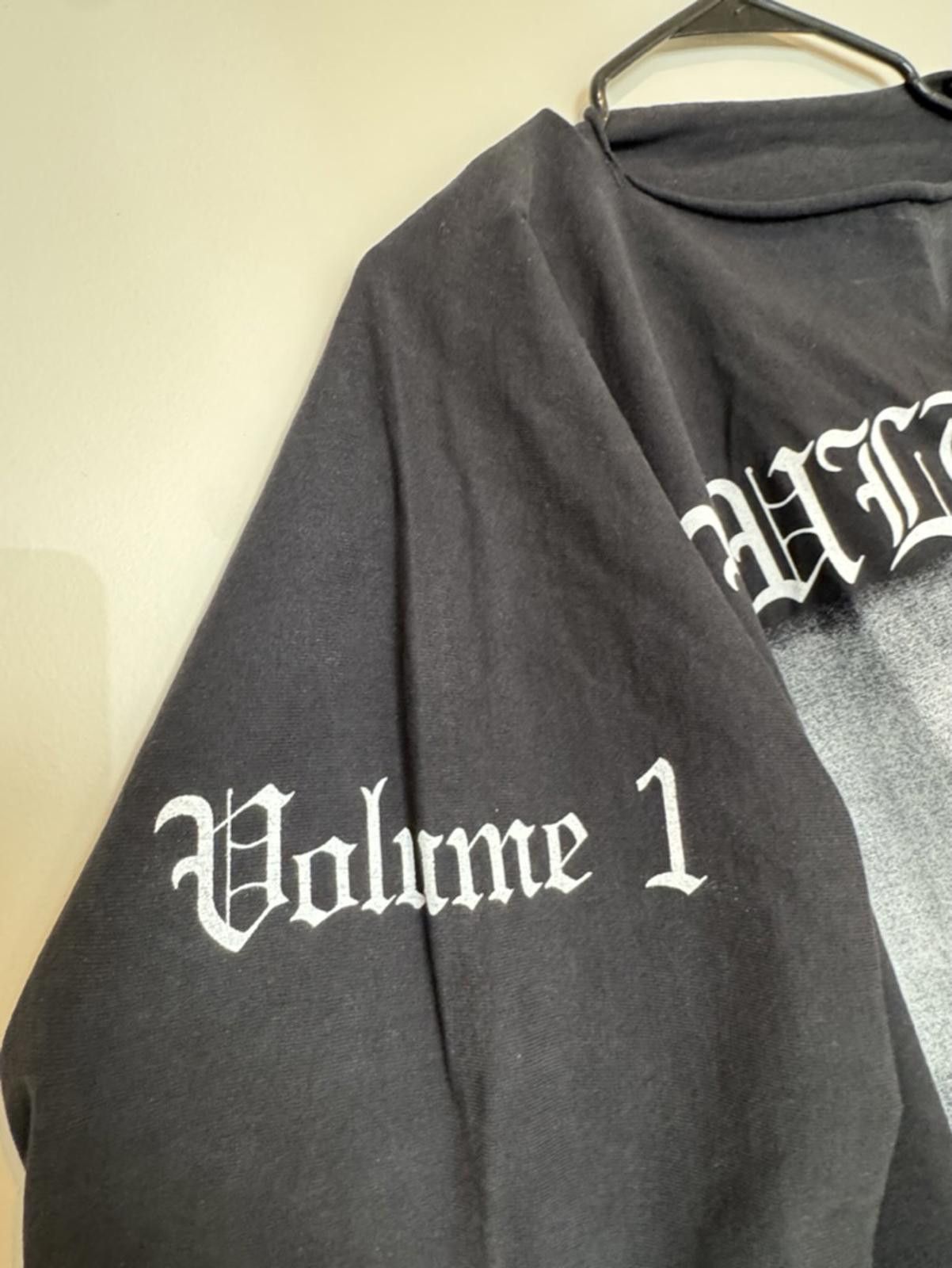 Yeezy Yeezy Longsleeve with 'Vultures' and 'Volume 1' Text Size US L / EU 52-54 / 3 - 2 Thumbnail