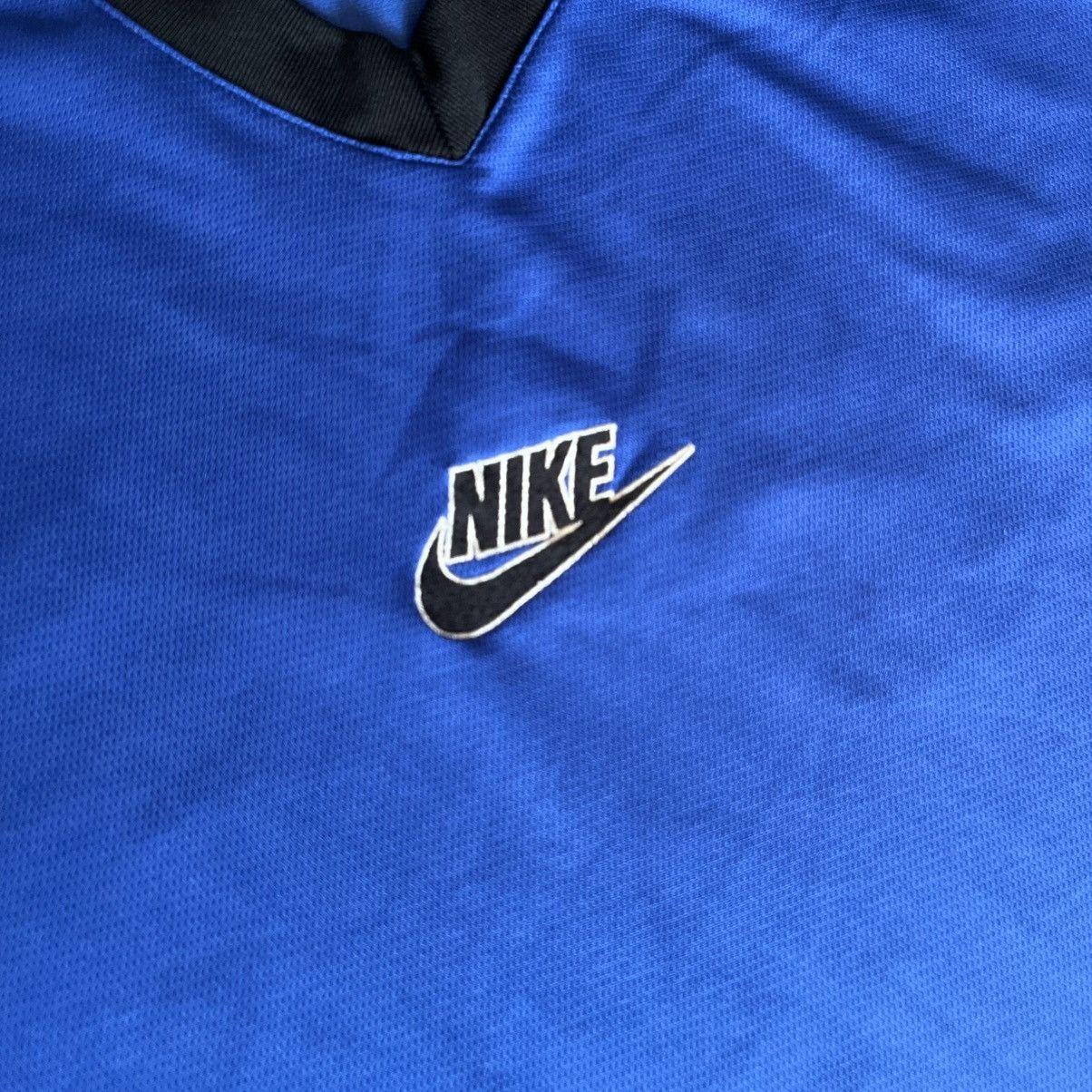 Nike Vintage 2000s Nike Center Swoosh Logo Soccer Jersey Dri Fit Size US L / EU 52-54 / 3 - 4 Thumbnail