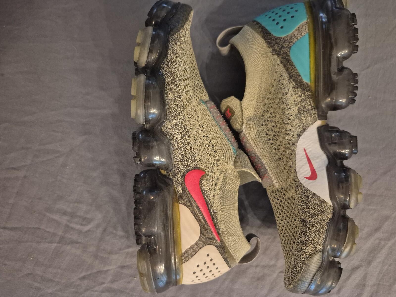 Nike Air VaporMax Moc 2 'Neutral Olive' Size 6 M Size US 6 / EU 39 - 3 Thumbnail
