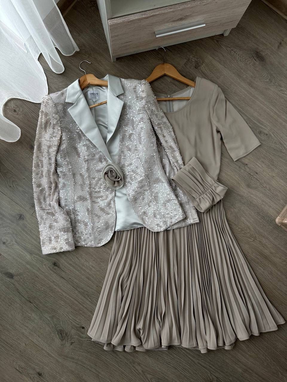 Armani Collezioni × Japanese Brand × Vintage Vintage Japanese Armani Collezioni Dress And Blazer Suit Size M / US 6-8 / IT 42-44 - 2 Thumbnail