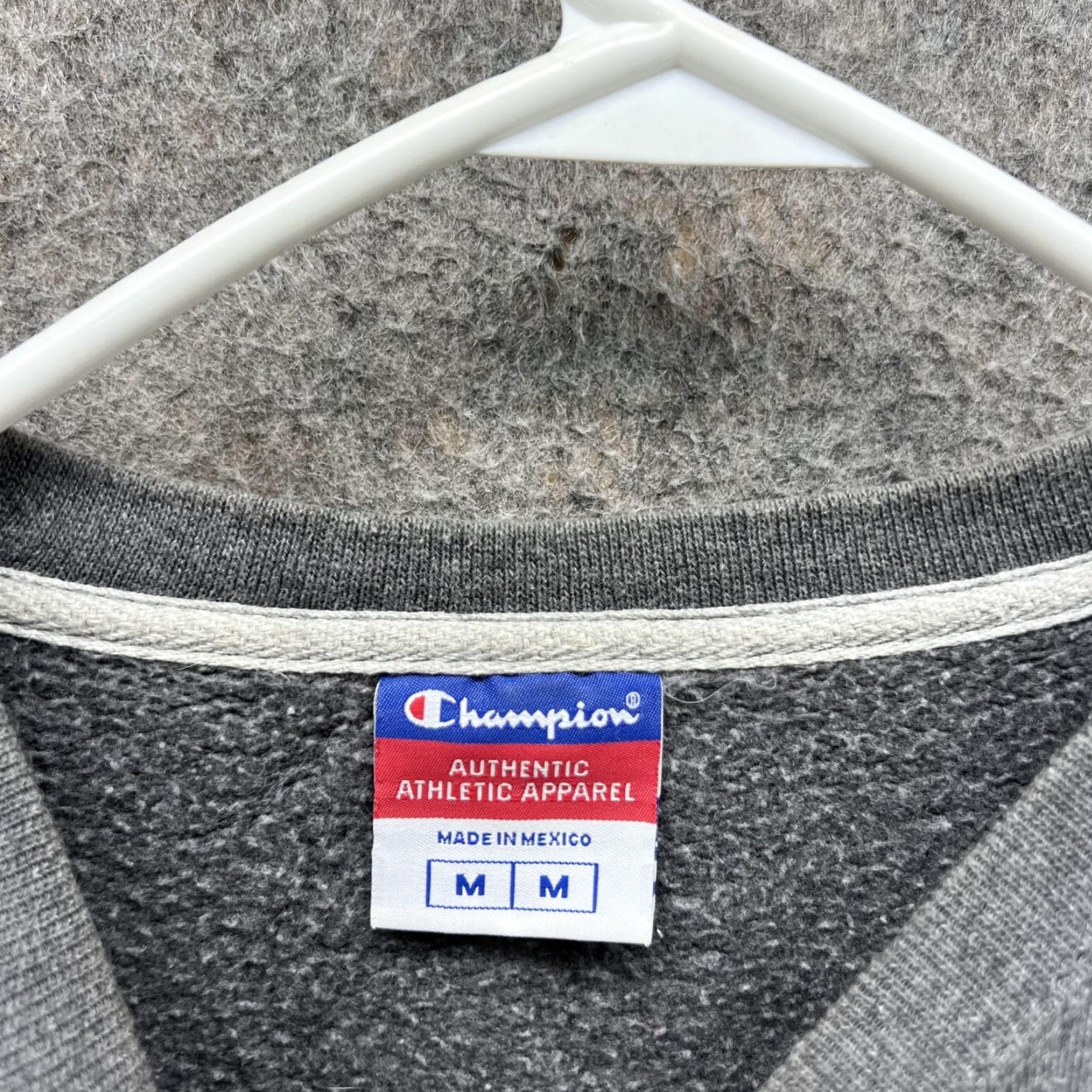 Champion VINTAGE Champion Sweater Men Medium Adult Gray Crewneck Pullover Fleece Logo Squares All Seasons Winter 90s Mens Size US M / EU 48-50 / 2 - 7 Thumbnail