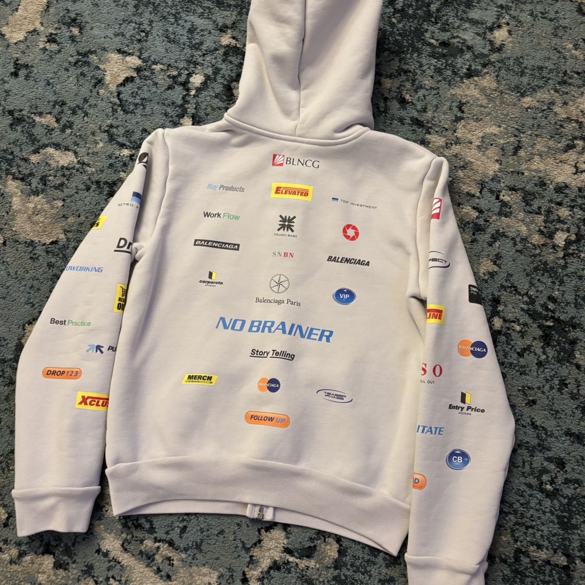 Balenciaga Balenciaga Business English Zip Up Hoodie Brand New Fits XS Size US XS / EU 42 / 0 - 3 Thumbnail
