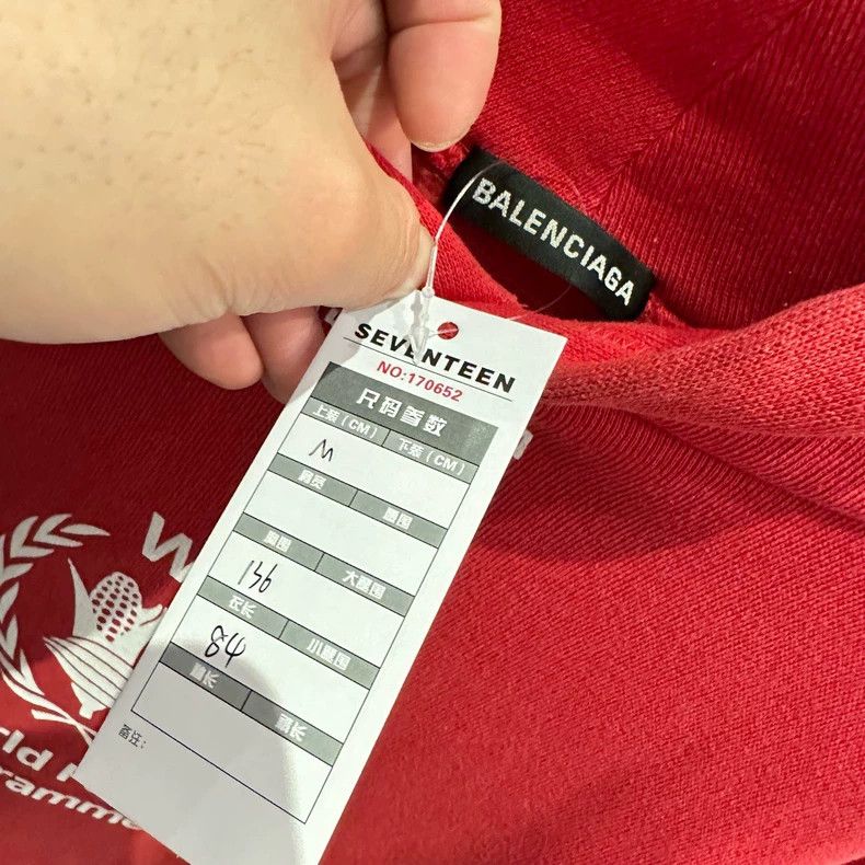 Balenciaga Balenciaga WFP red charity grain printed letter hoodie Size US M / EU 48-50 / 2 - 5 Thumbnail