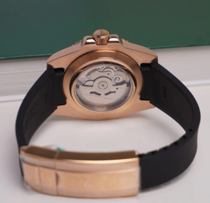 Seiko Seiko Yachtmaster Rose Gold NH35 AUTOMATIC Black Dial Size 40 - 3 Thumbnail