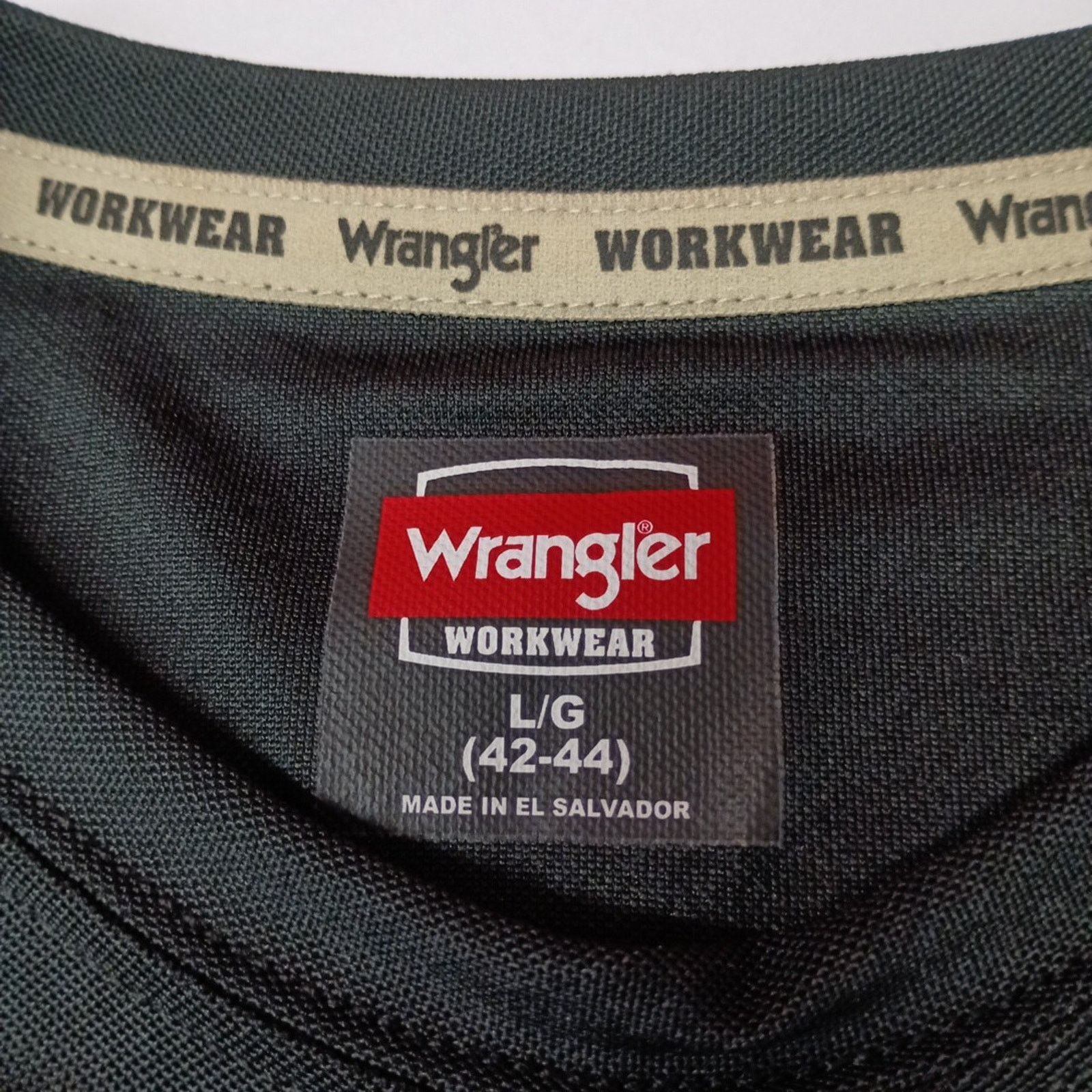 Wrangler Wrangler Pocket Tee Men's Size L (42-44) Black Relaxed Fit Size US L / EU 52-54 / 3 - 4 Thumbnail