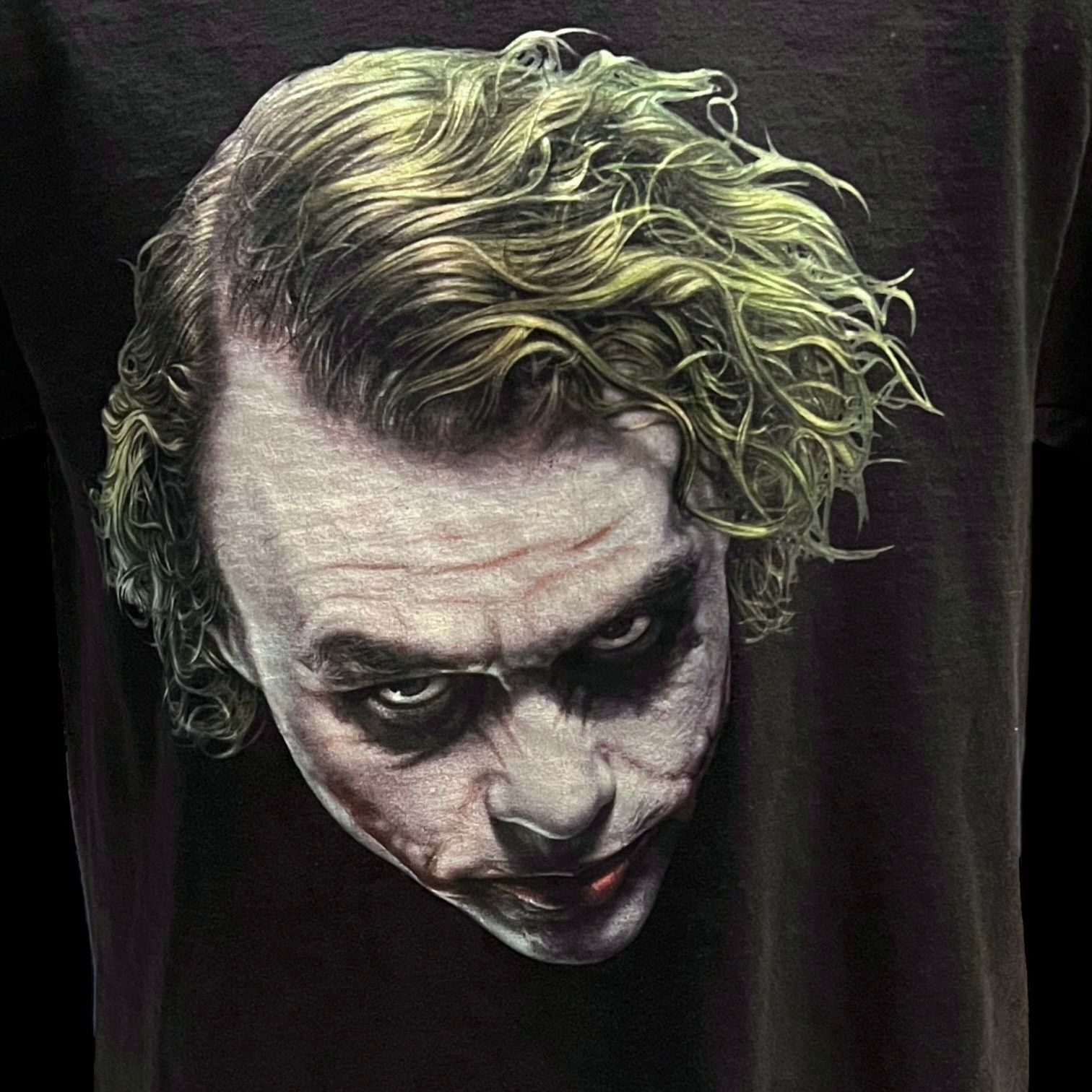 Alstyle Vintage The Dark Knight Joker Face T-Shirt – Heath Ledger M Size US M / EU 48-50 / 2 - 3 Thumbnail