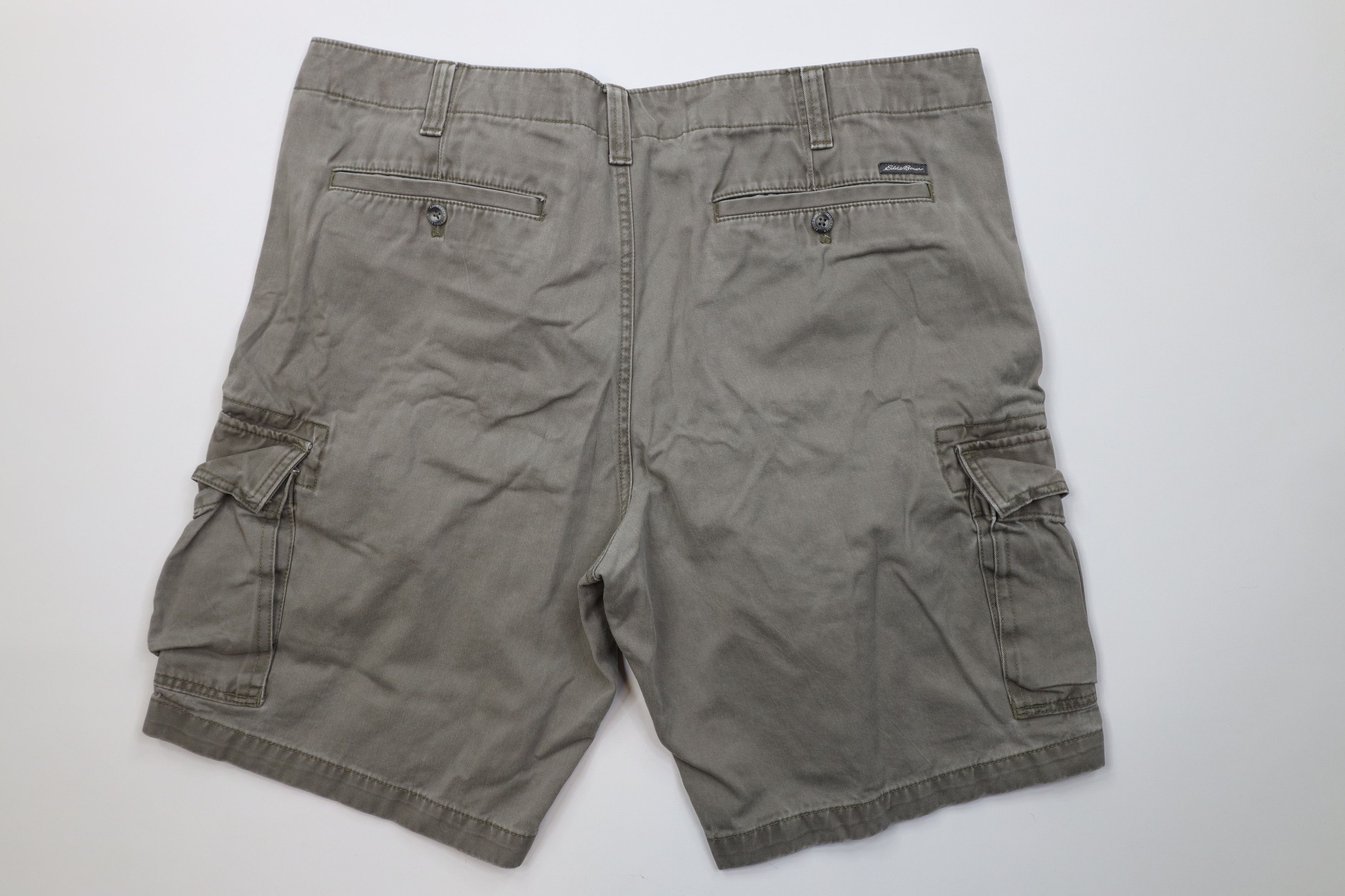 Eddie Bauer Vintage Eddie Bauer Heavyweight Cargo Shorts Green Cotton Size US 40 / EU 56 - 8 Thumbnail