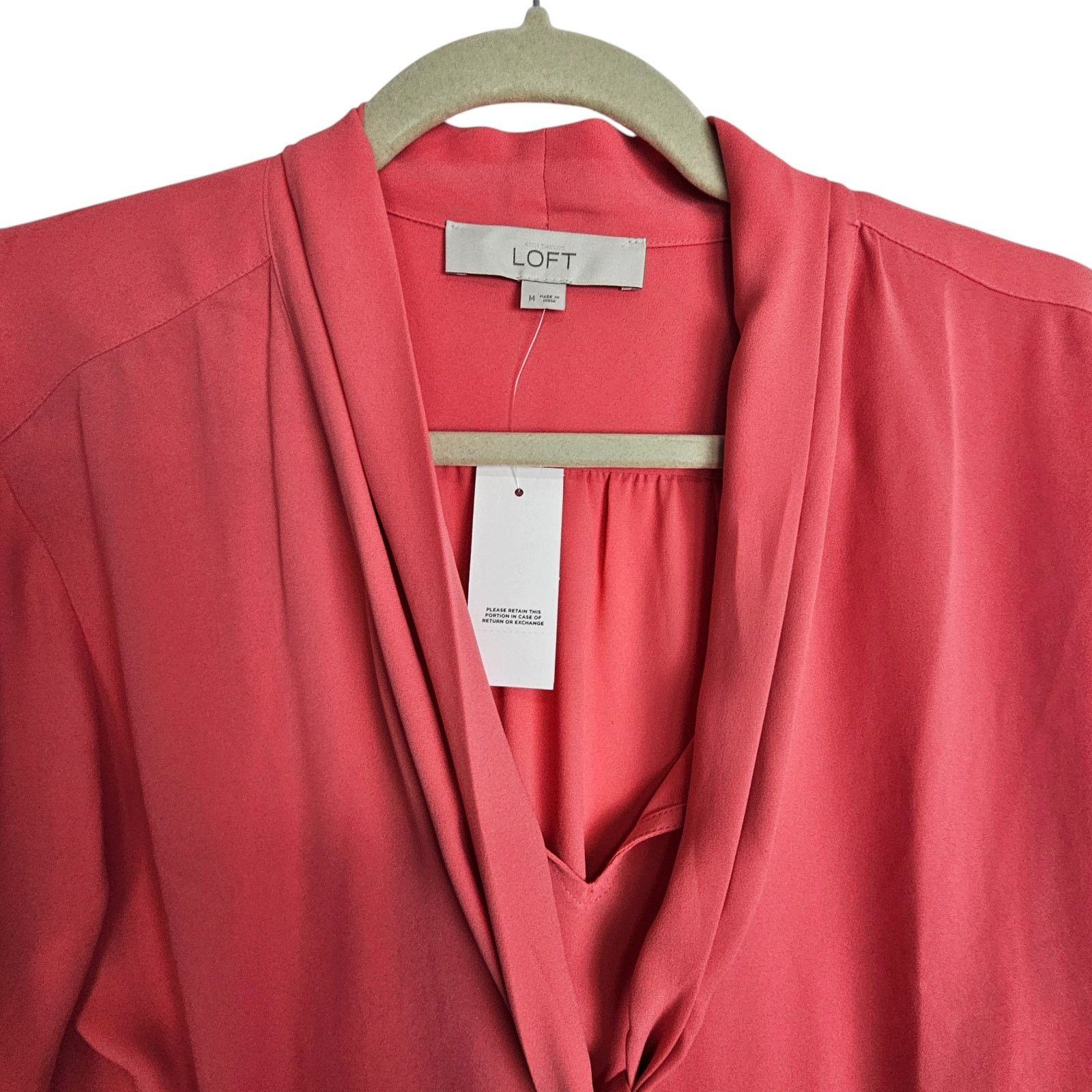 Loft Loft Womens Tie Neck Blouse Size M Teachercore Career Corp Size M / US 6-8 / IT 42-44 - 2 Thumbnail