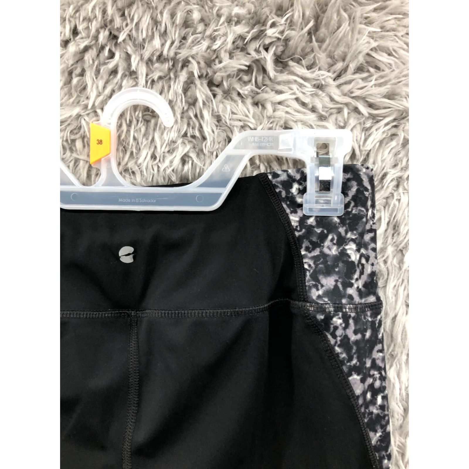 Avia Avia Leggings Womens M Medium Gray Black Capri Yoga Pants Compression Capris Size 32" / US 10 / IT 46 - 6 Thumbnail