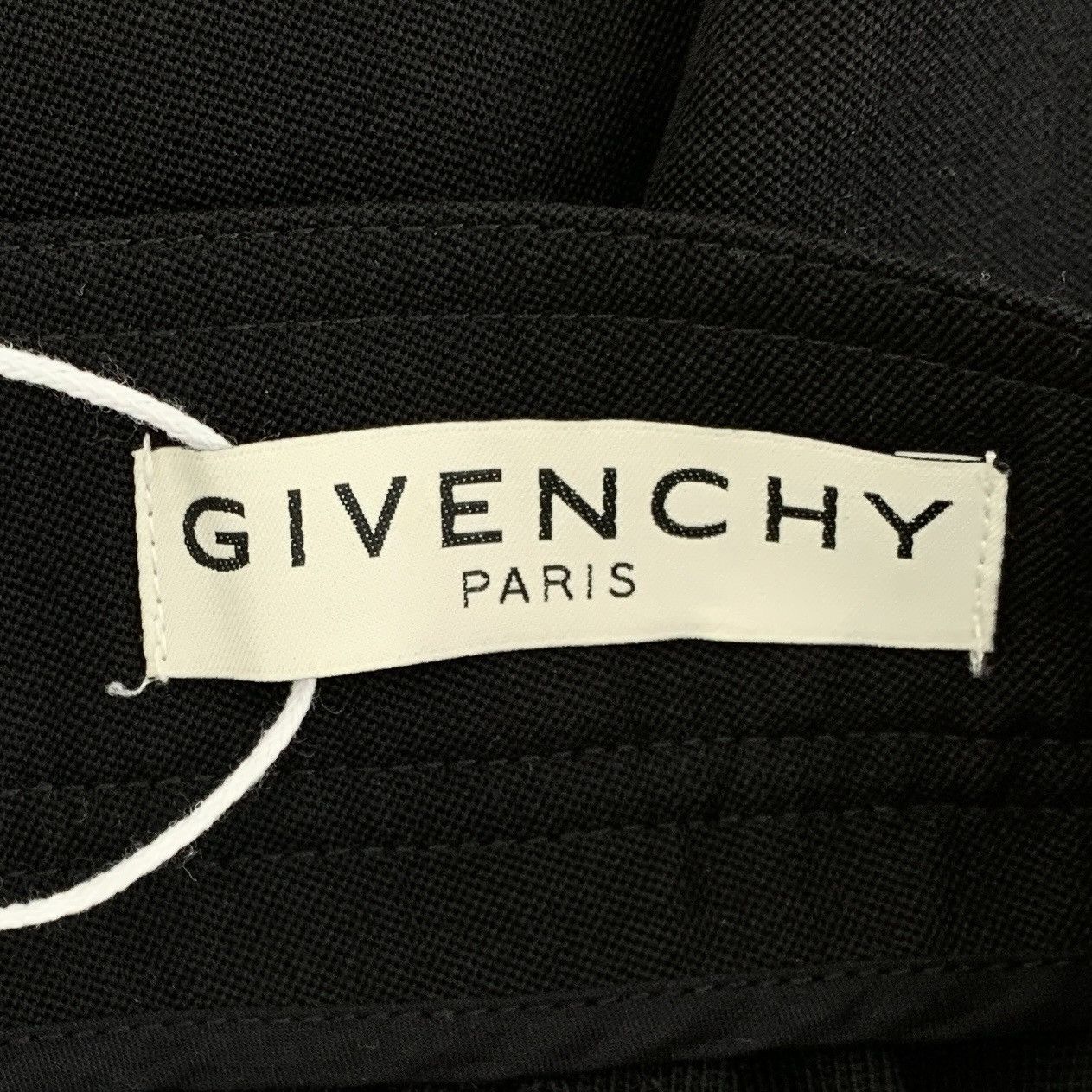Givenchy Givenchy Black Wool Shorts With Gold Buttons K26WX Size 25" / US 0 / IT 36 - 5 Thumbnail