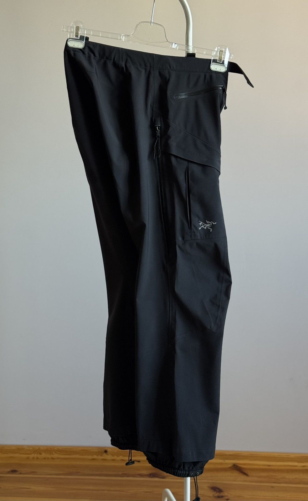 Arc'teryx Arcteryx Ski Pants Women’s Windstopper Size 29" - 19 Thumbnail