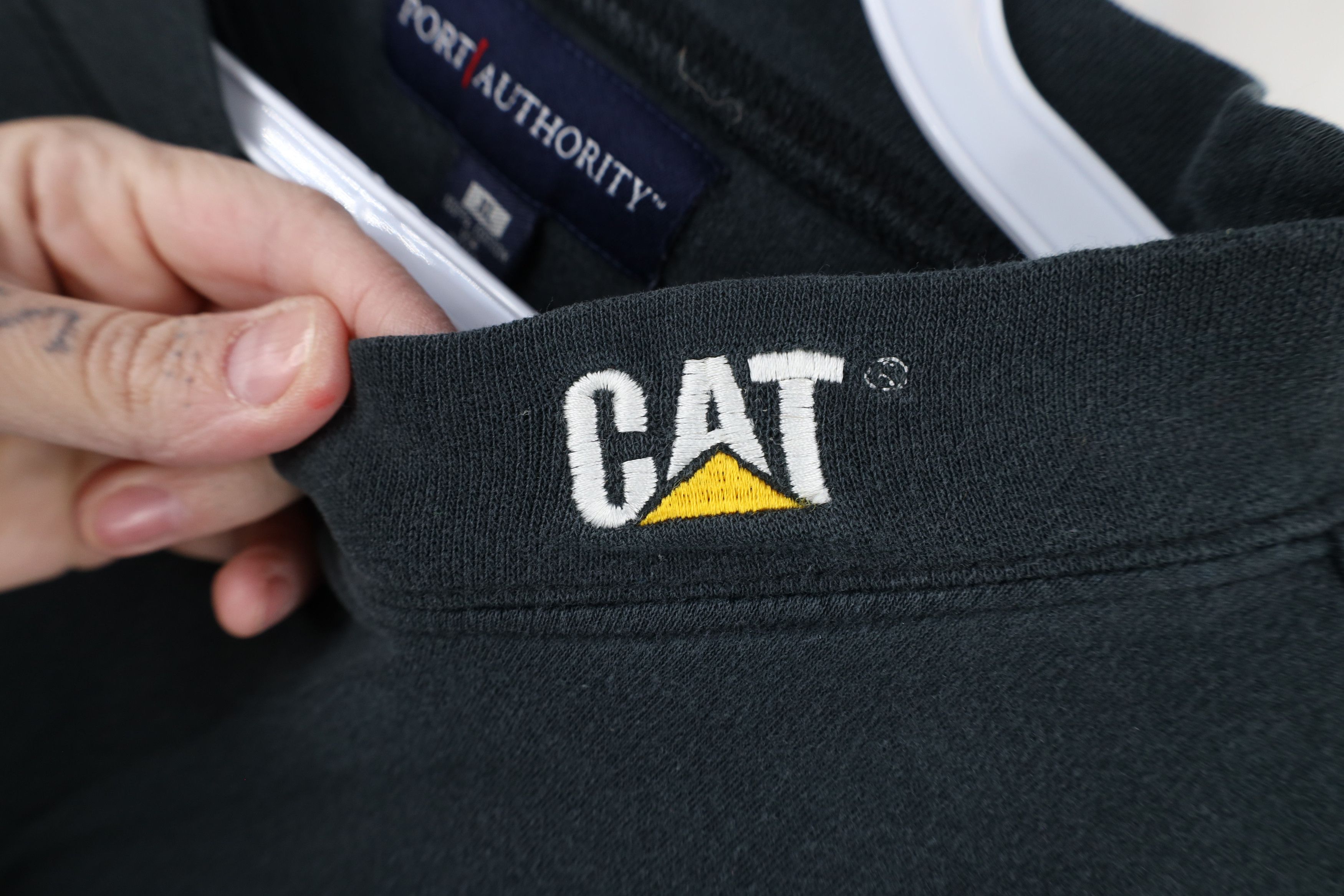Vintage Vintage 90s Cat Caterpillar Long Sleeve Mock Neck T-Shirt Size US XL / EU 56 / 4 - 4 Thumbnail