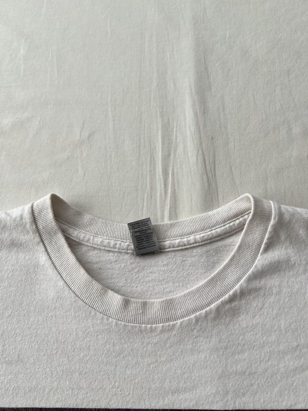 Band Tees Vintage 2022 Oasis Be Here Now Britpop White T-shirt Size US XL / EU 56 / 4 - 12 Thumbnail