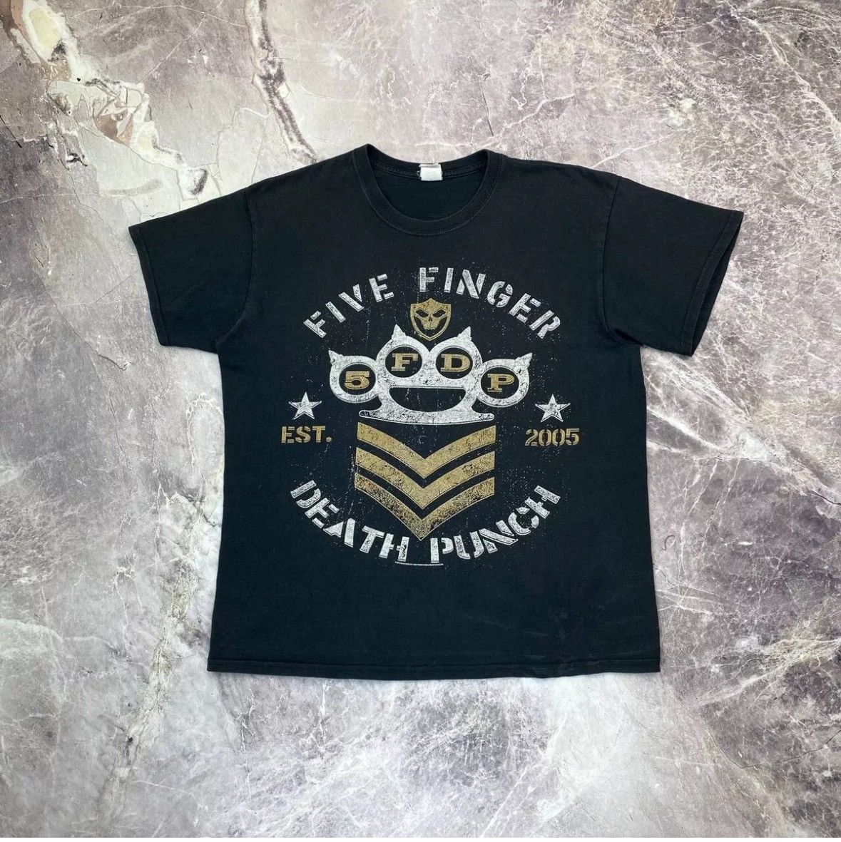 Band Tees × Vintage Five Finger Death Punch Graphic T-Shirt Rock 2017 metalica Size US L / EU 52-54 / 3 - 2 Thumbnail