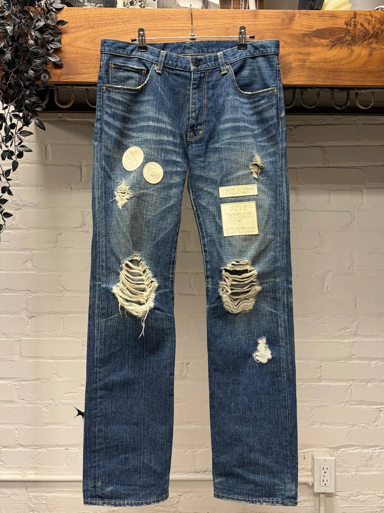 Number (N)ine AW2004 Number (N)ine ‘Give Peace a Chance’ Blue Patchwork Denim Size US 33 - 1 Thumbnail