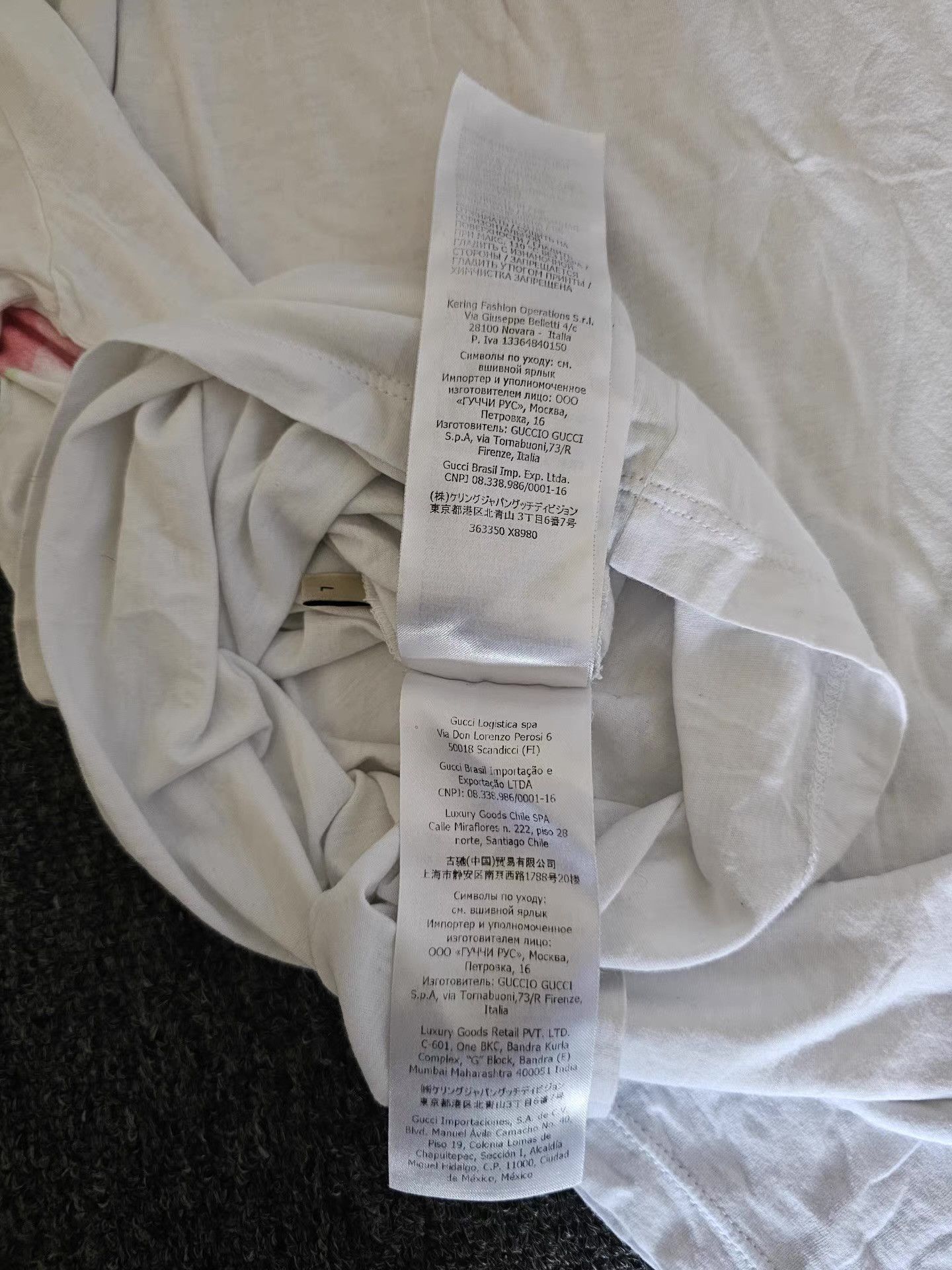 Gucci Gucci Short Sleeve T-shirt, Size US L / EU 52-54 / 3 - 5 Thumbnail
