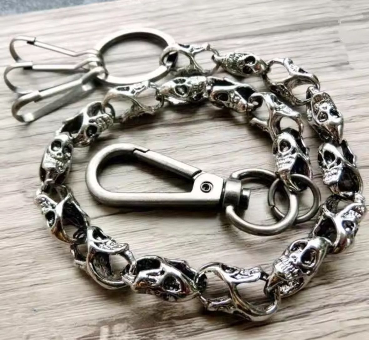Vintage Motorcycle KeyChain Jean Biker Wallet Belt Chain Skull Charm Size ONE SIZE - 4 Thumbnail