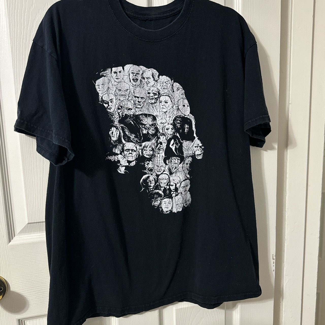 Vintage Vintage Horror Movie Skull Graphic Tee Size US XL / EU 56 / 4 - 1 Thumbnail